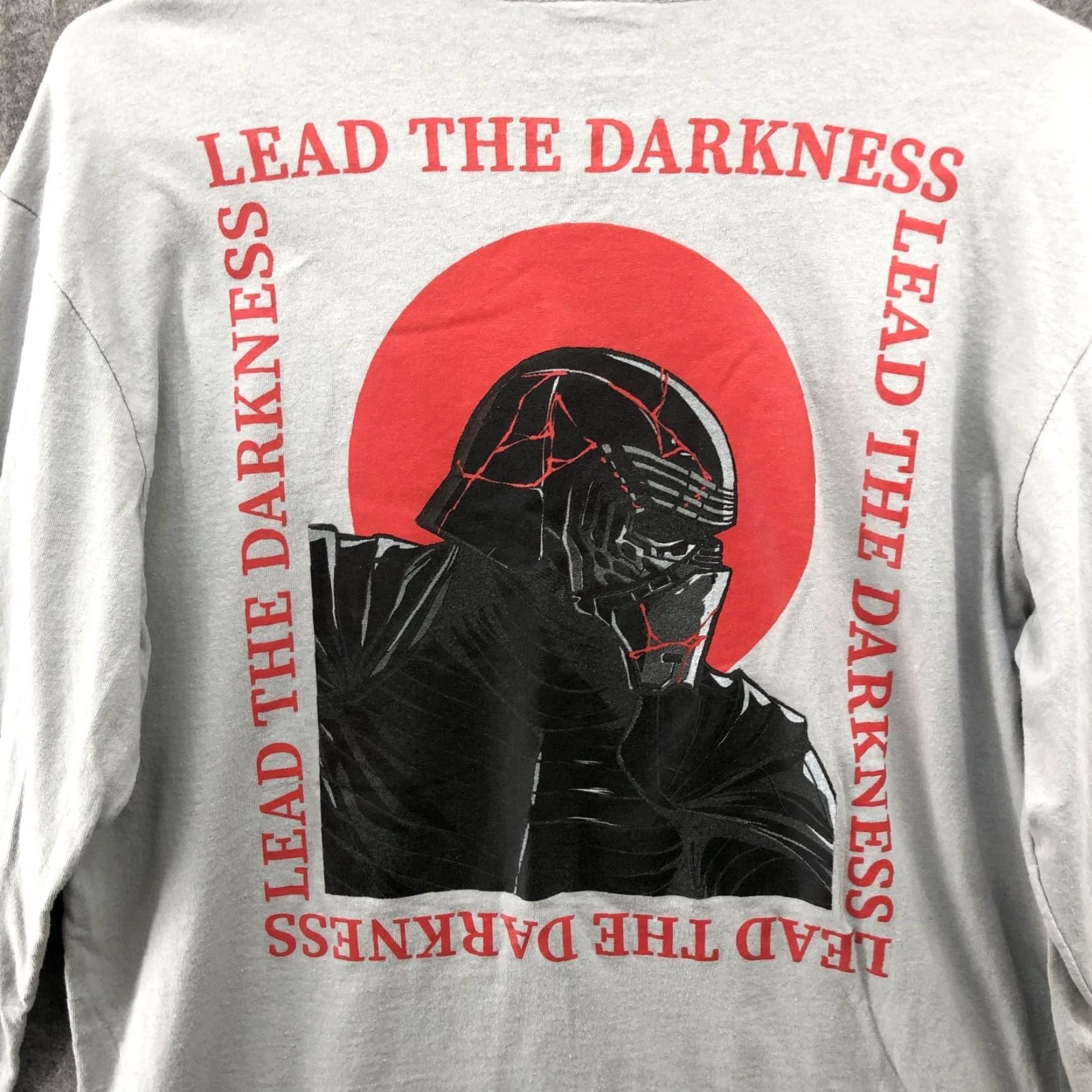 Mad Engine Star Wars Graphic Long Sleeve T Shirt Mens M Rise Of Skywalker Crewneck Gray Size US M / EU 48-50 / 2 - 6 Thumbnail
