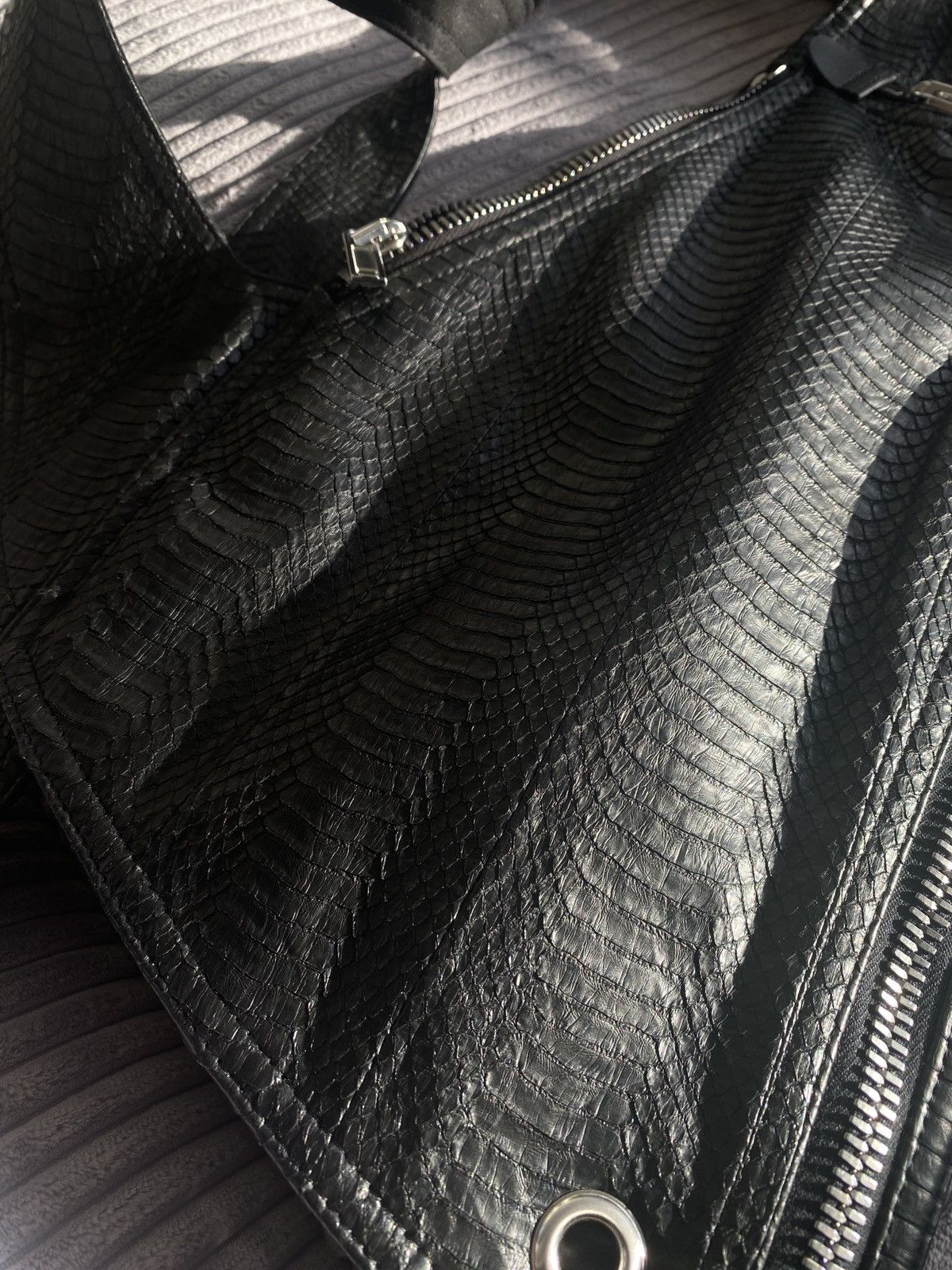 Rick Owens Rick Owens Bauhaus Vest In Python Snakeskin Size US M / EU 48-50 / 2 - 21 Thumbnail