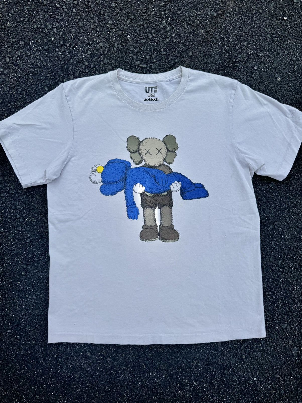 Kaws × Uniqlo Kaws Companion Uniqlo T-Shirt Size US M / EU 48-50 / 2 - 3 Thumbnail