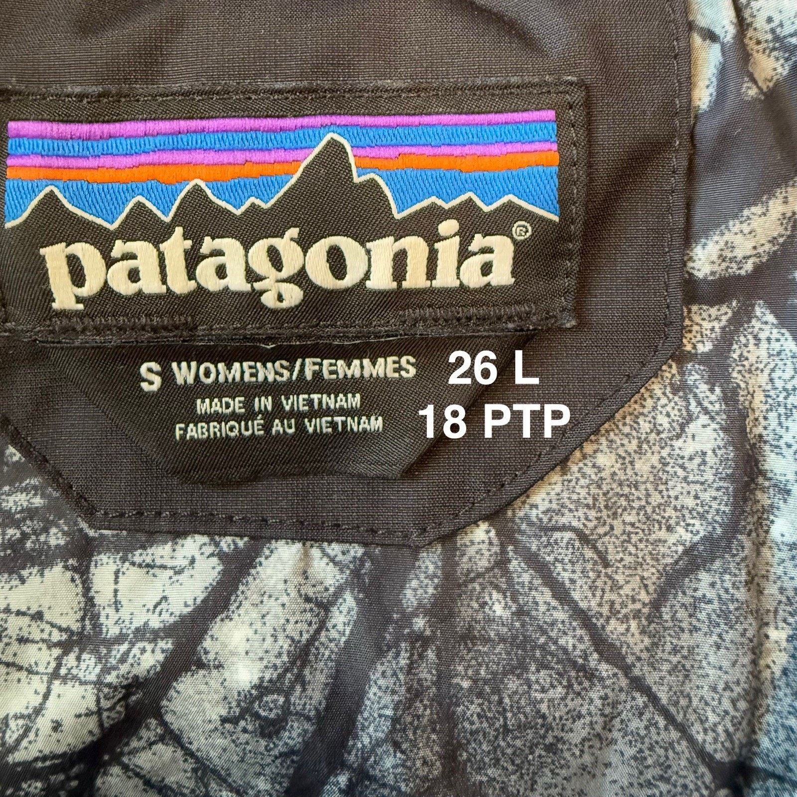 Patagonia Patagonia Rubicon Jacket Women's XS Black Full Zip Insulated Size XS / US 0-2 / IT 36-38 - 8 Thumbnail
