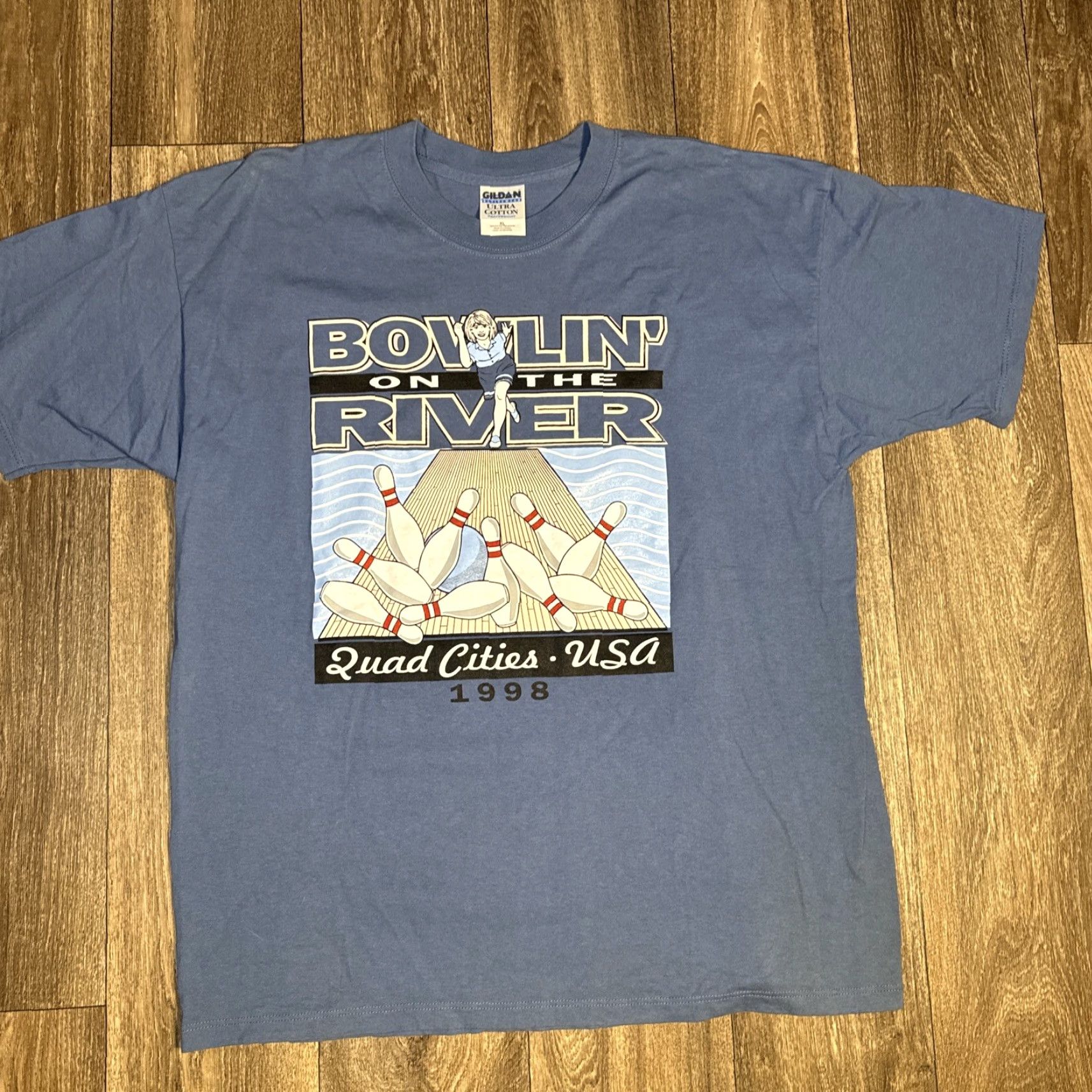 Hanes VINTAGE 1998 Bowling on the River Quad Cities Blue T-Shirt XL Men Size US XL / EU 56 / 4 - 2 Thumbnail