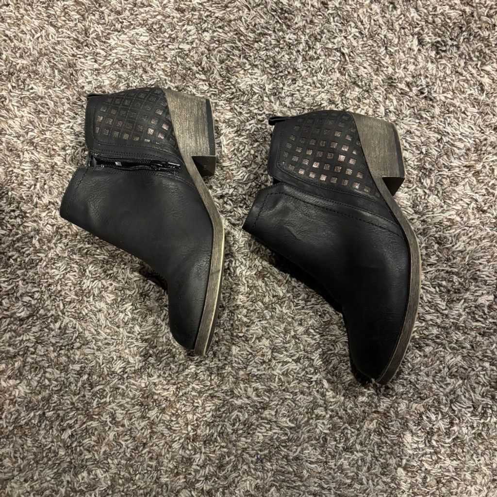 Maurice Lacroix Maurice’s Black Ankle Boots Size US 10 / IT 40 - 1 Thumbnail