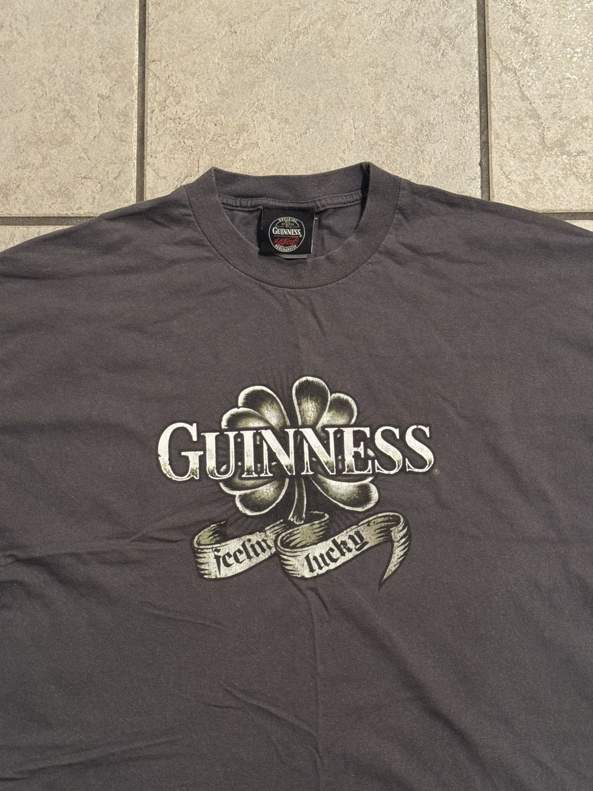 Vintage Vintage Guinness “Feeling Lucky 🍀” Shirt Size US XL / EU 56 / 4 - 1 Thumbnail