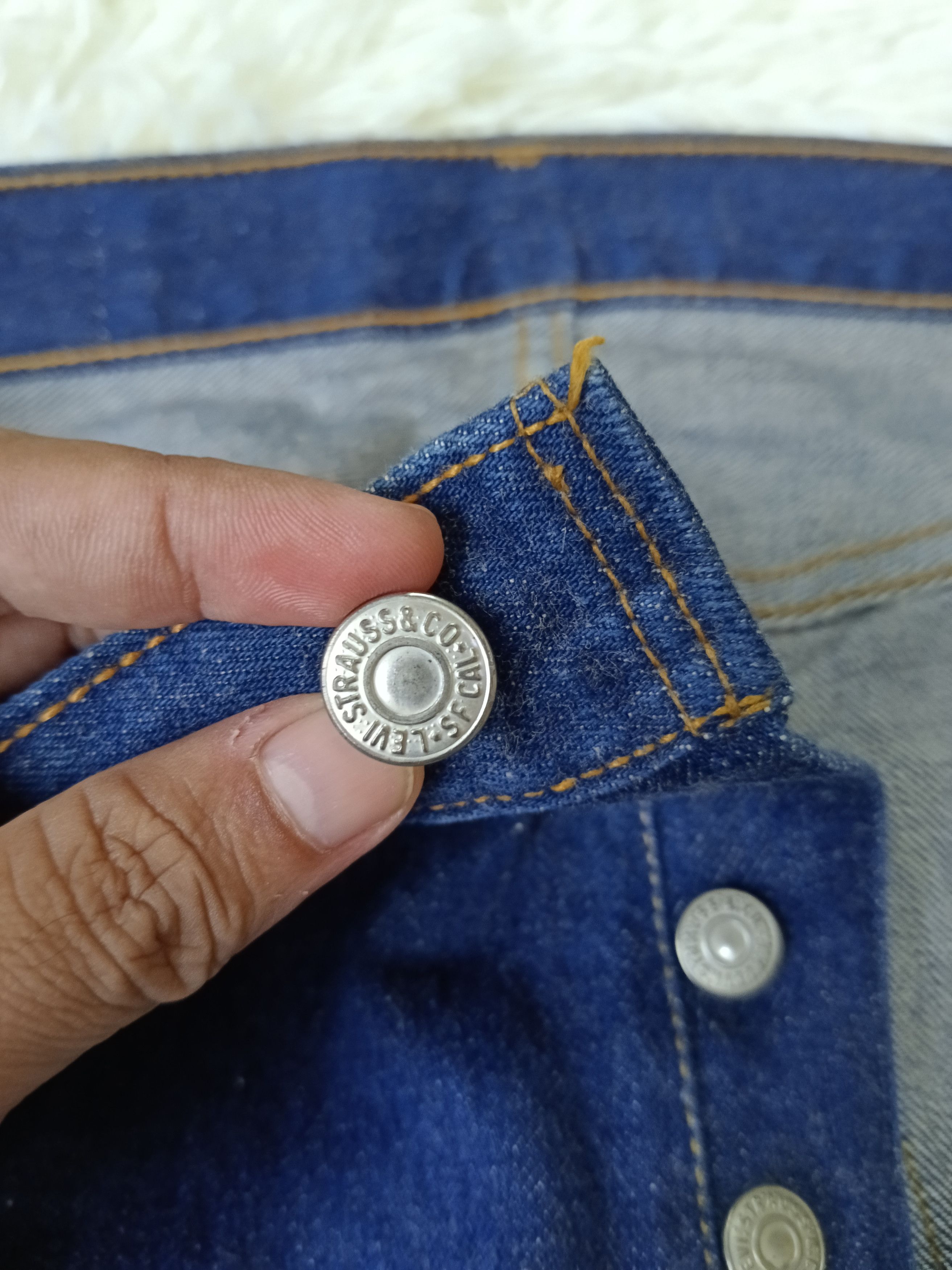 LEVIS VINTAGE 90s 501 BIG E