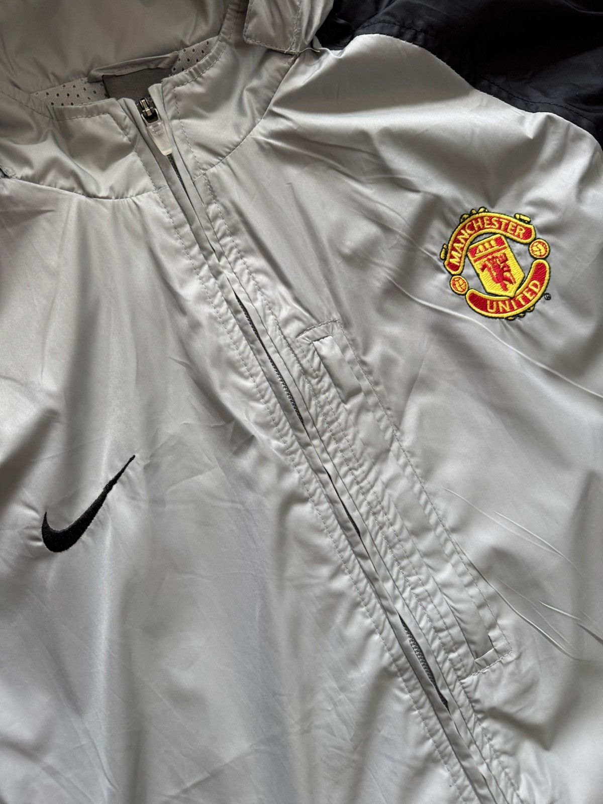 Nike Vintage Nike Manchester United Clima-Fit Jacket Vodafone Era Size US XL / EU 56 / 4 - 9 Thumbnail