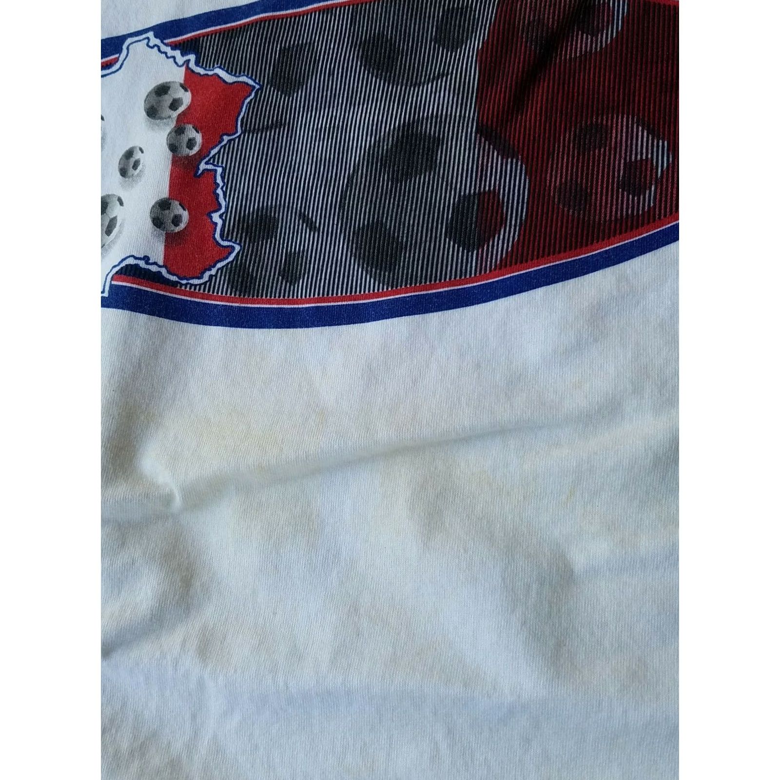 Vintage VINTAGE Official Licensed World Cup T Shirt 1998 Soccer France USA 2XL White Unisex Adults Short Sleeve 100% Cotton Mens Womens Boys Girls Size US XXL / EU 58 / 5 - 3 Thumbnail