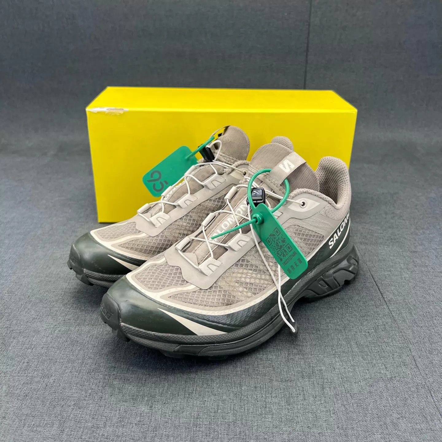 Salomon Salomon XT-6 Khaki Gray men's 40.5 Size US 7.5 / EU 40-41 - 1 Thumbnail