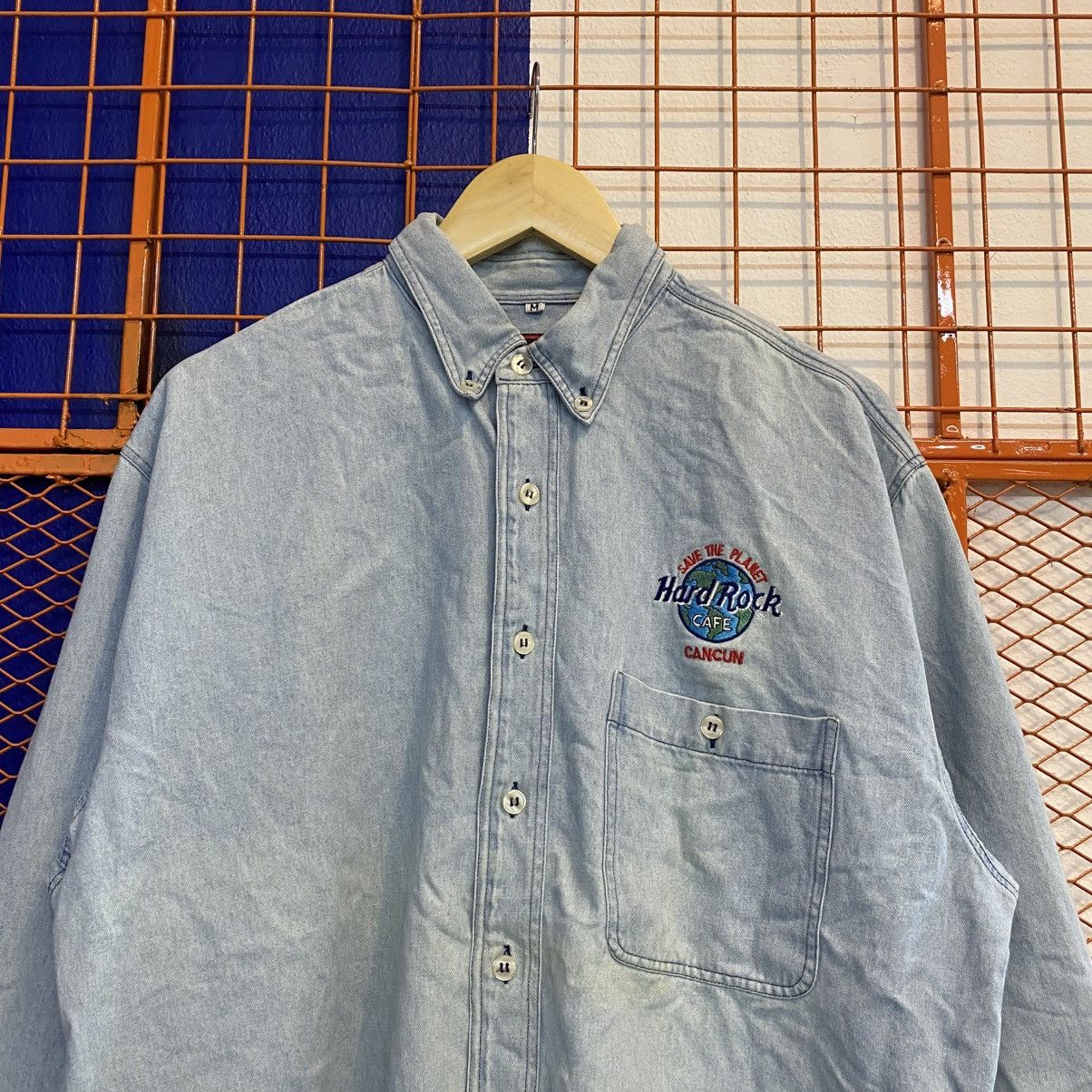 Hard Rock Cafe Vintage Hard Rock Cafe Cancun Shirt Jeans Embroidery Size US M / EU 48-50 / 2 - 2 Thumbnail