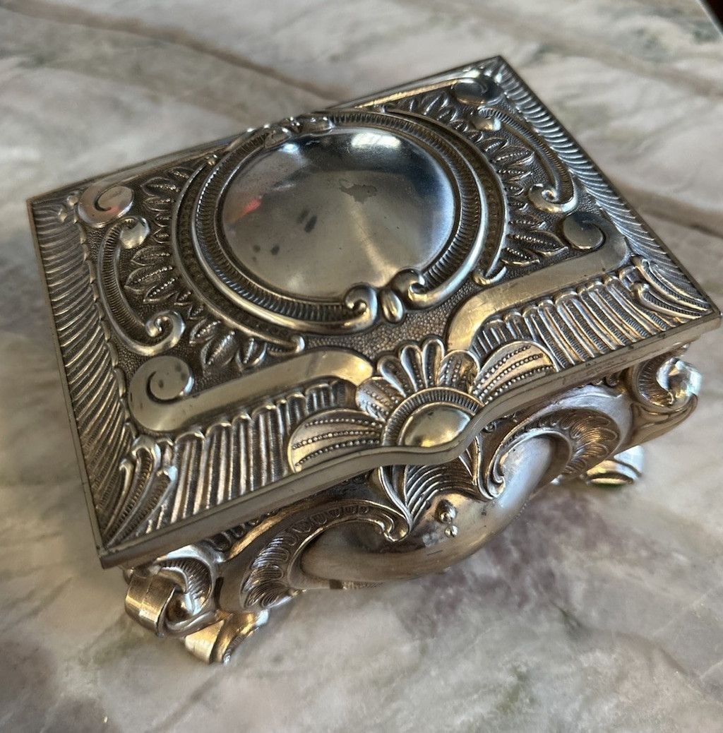 The Unbranded Brand Vintage Art Nouveau Silverplate Victorian Ornate 6” Jewely B Size ONE SIZE - 2 Thumbnail