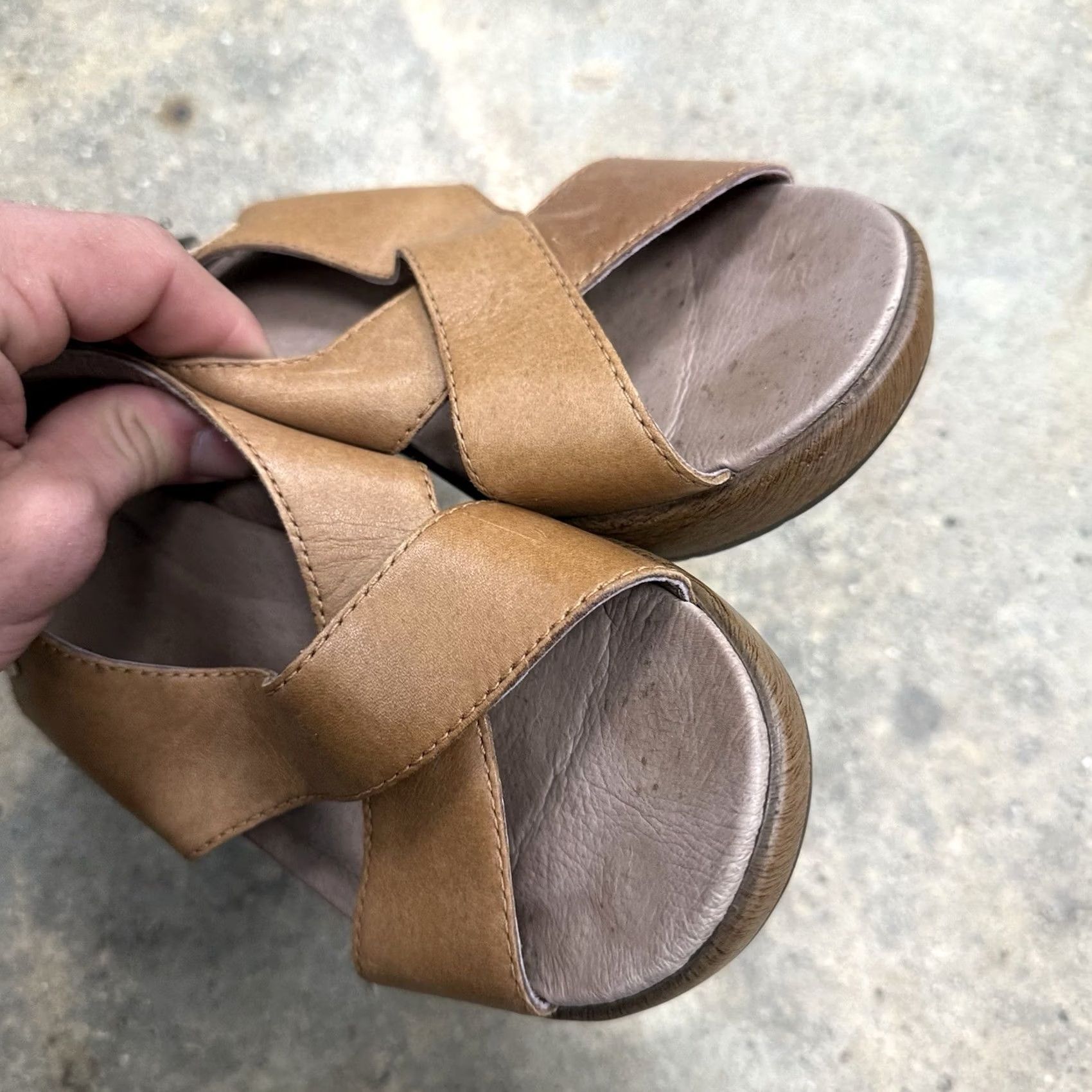 Dansko Dansko Jacinda Womens Sandal Slingback Buckle Leather Tan 7.5 EU38 Womens Shoes Buckle Closure Size US 8 / IT 38 - 5 Thumbnail