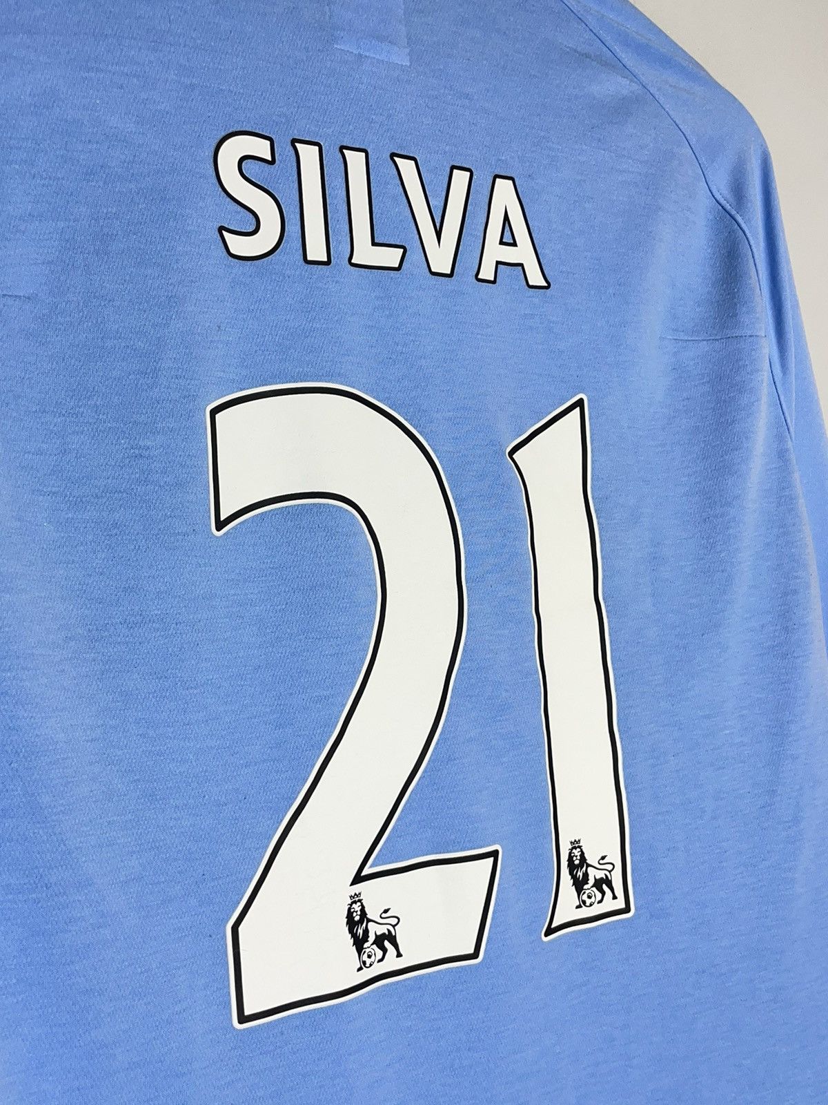 Umbro × Vintage #21 David Silva Manchester City Umbro 2010/11 Long Sleeve Size US M / EU 48-50 / 2 - 11 Thumbnail