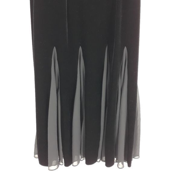 Alex Evenings 80's Alex Evenings Witchy Black Velour Maxi Dress Sz 10 Shee Size L / US 10 / IT 46 - 9 Thumbnail