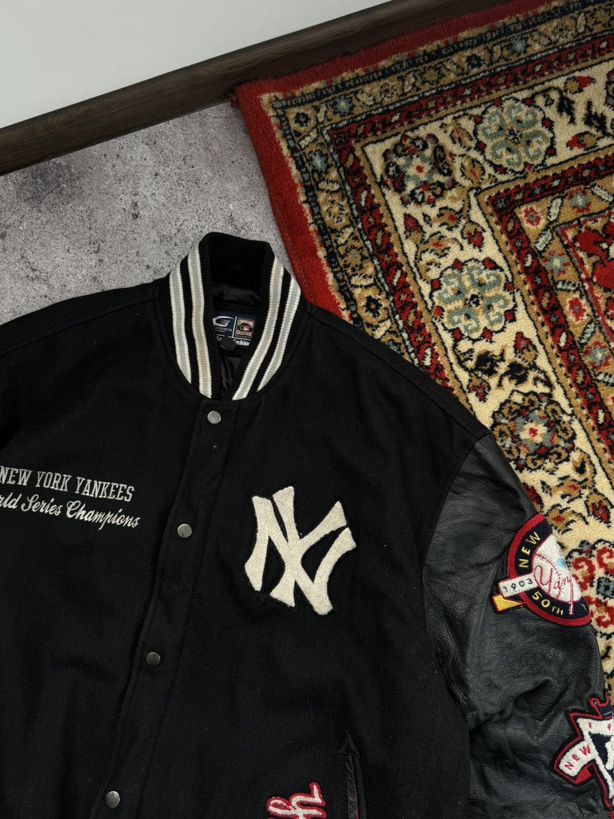 G-III Archive New York Yankees Jay Z Varsity Bomber XL Jacket Size US XL / EU 56 / 4 - 8 Thumbnail