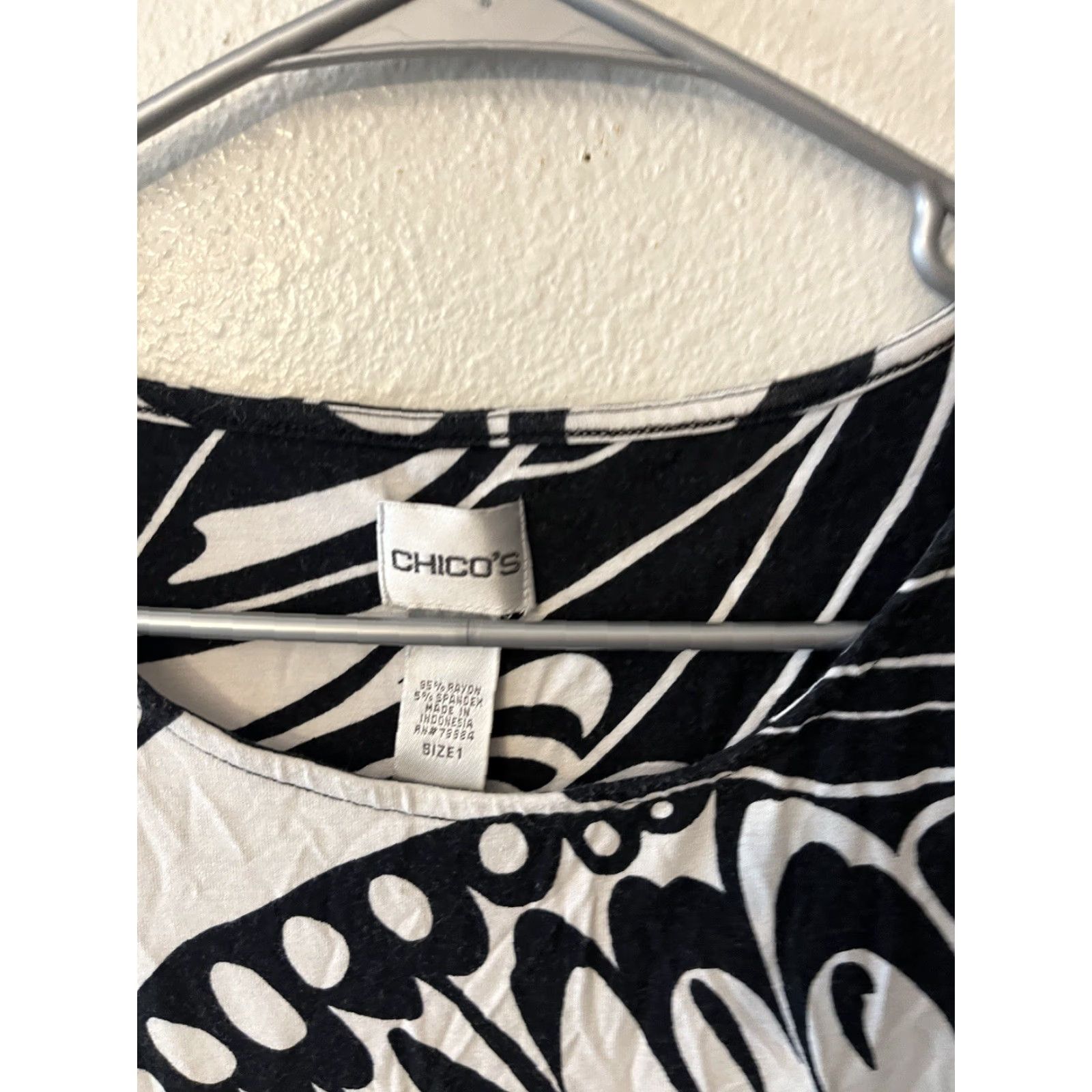 Vintage Additions Top 1 Black Butterfly Polyester Spandex Womens Size XS / US 0-2 / IT 36-38 - 3 Thumbnail