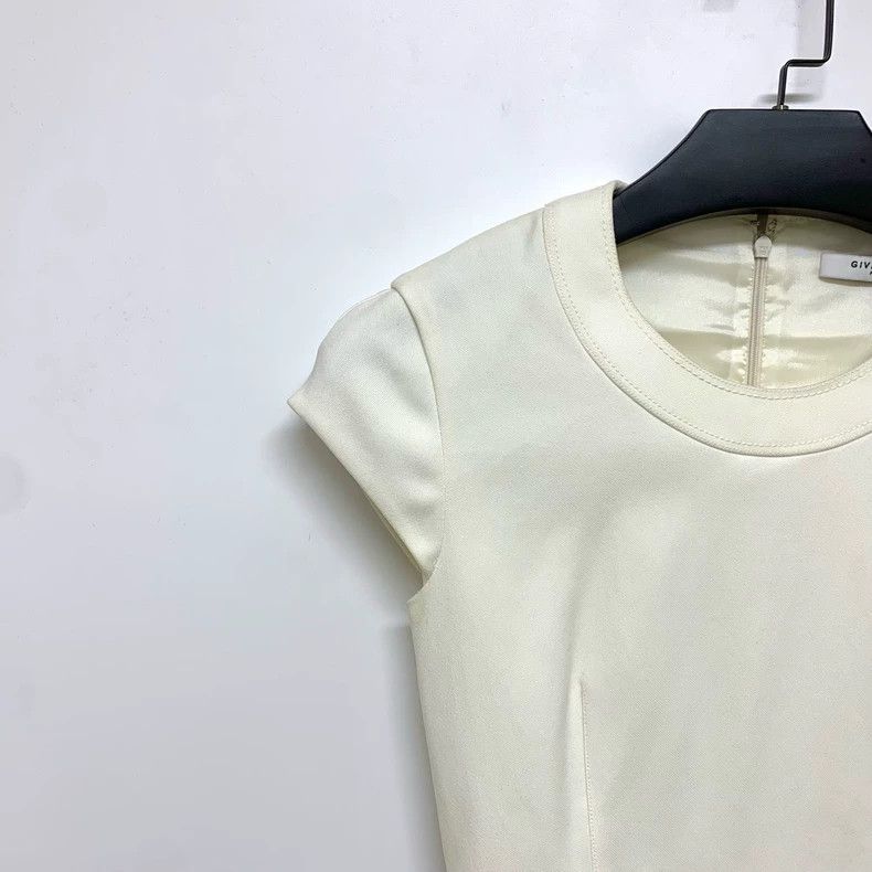 Givenchy Givenchy Size36 Dress, Size 36, 98% New! Shoulder Width 39, Size L / US 10 / IT 46 - 5 Thumbnail