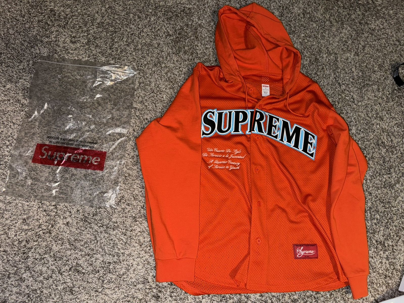 Supreme （シュプリーム）の「即納国内発送 Supreme MESH