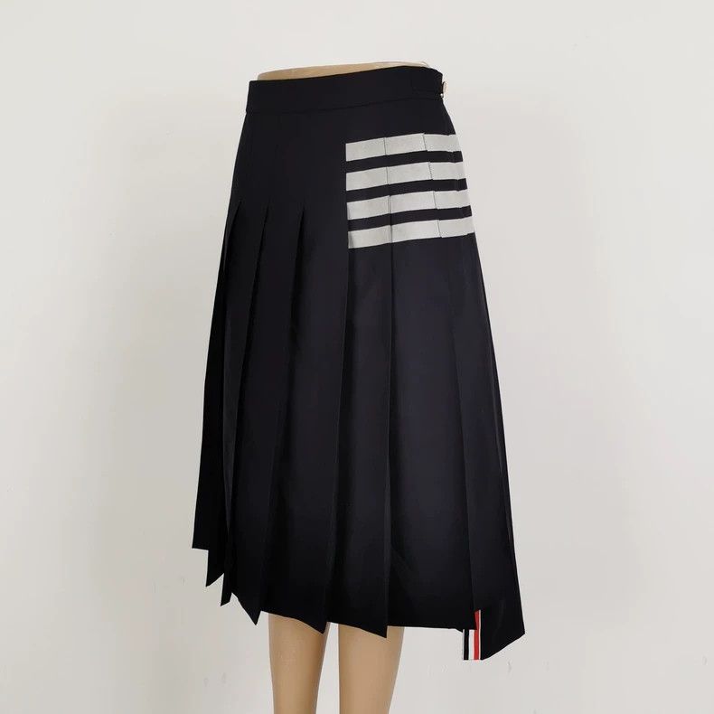 Thom Browne Thom Browne Wool patchwork striped pleated skirt Size 24" / US 00 / IT 34 - 1 Thumbnail