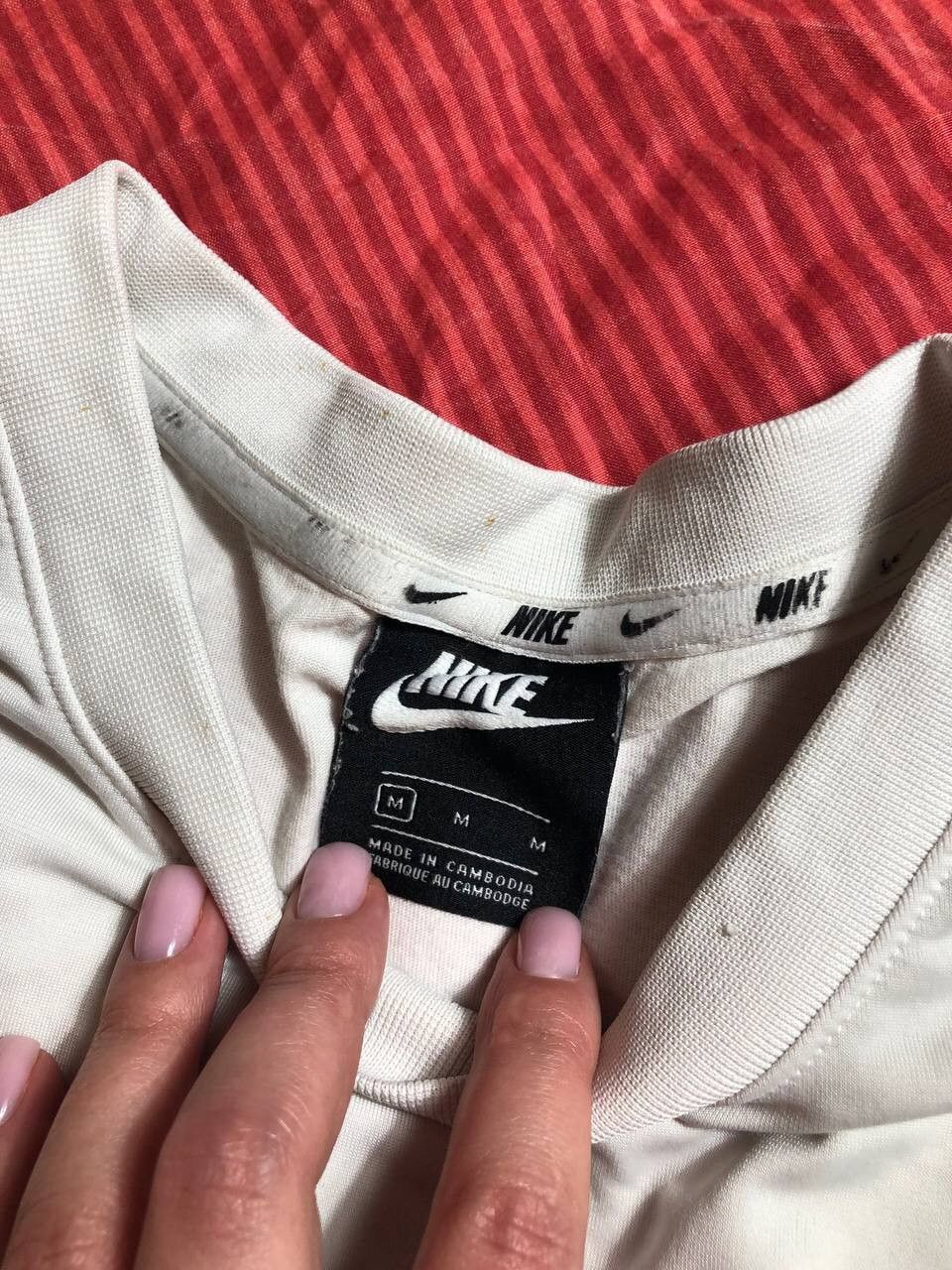 Nike × Vintage 90s Nike Central Swoosh Vintage Y2K Oversized Retro T-Shirt Size US M / EU 48-50 / 2 - 11 Thumbnail