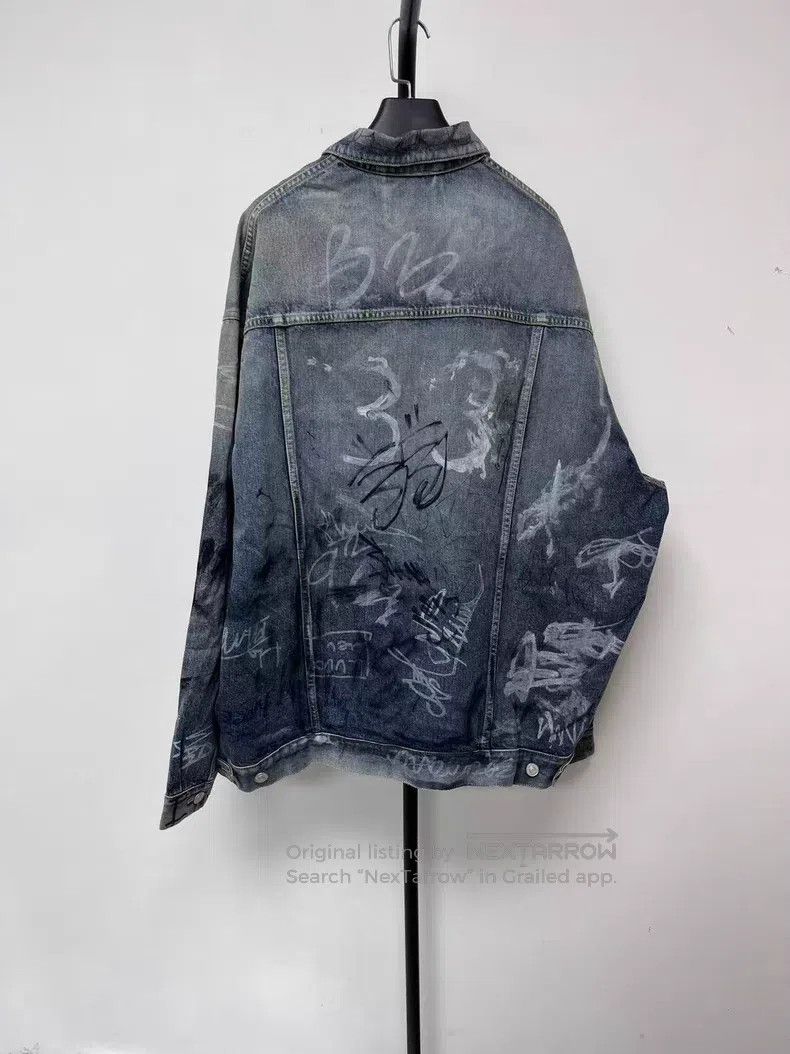 Balenciaga Balenciaga Pattern Printed Single Breasted Long Sleeve Loo Size US M / EU 48-50 / 2 - 2 Thumbnail