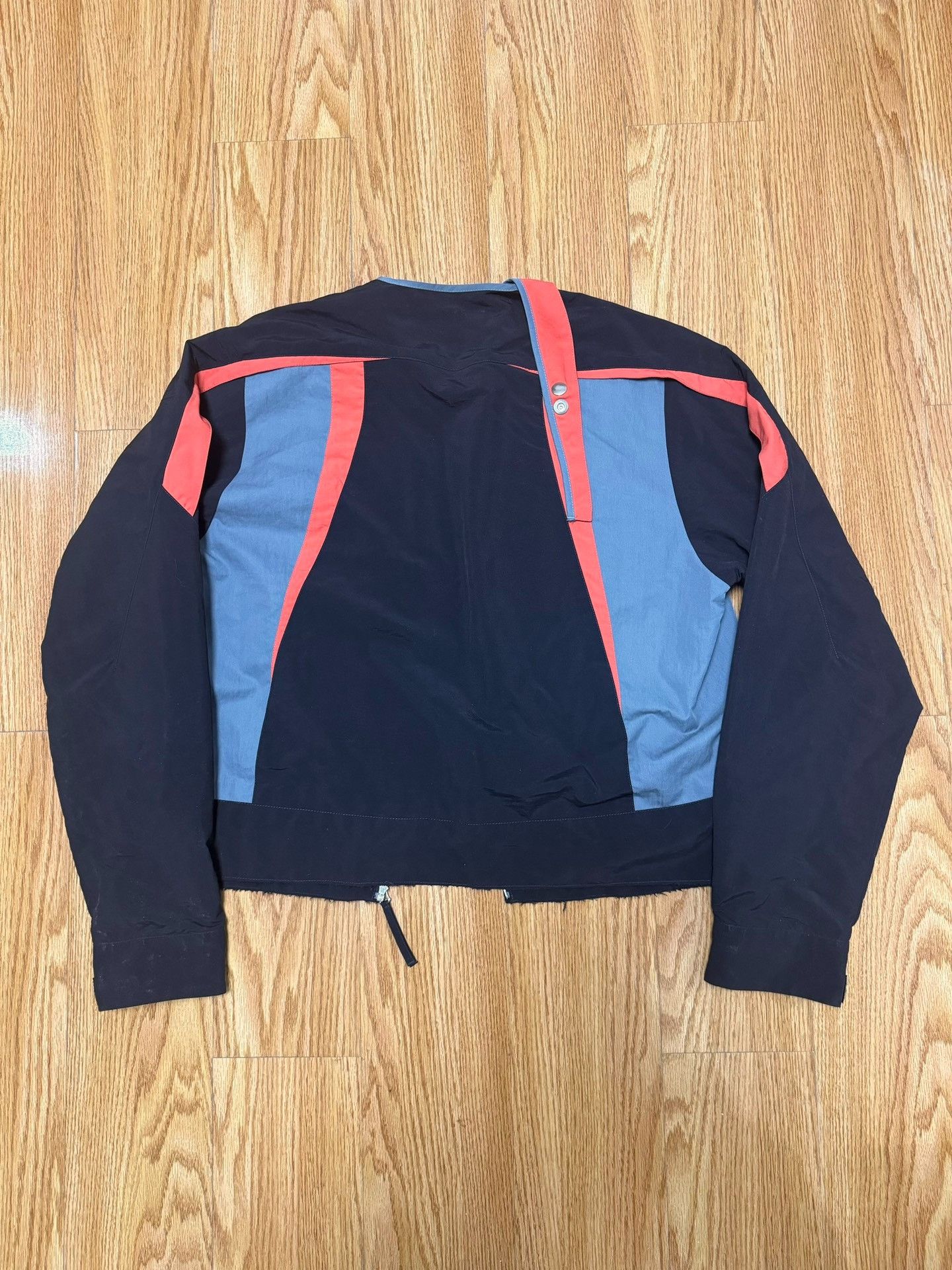 Kiko Kostadinov kiko kostadinov jehtra panelled jacket. Nextarrow-2501 Size US M / EU 48-50 / 2 - 3 Thumbnail