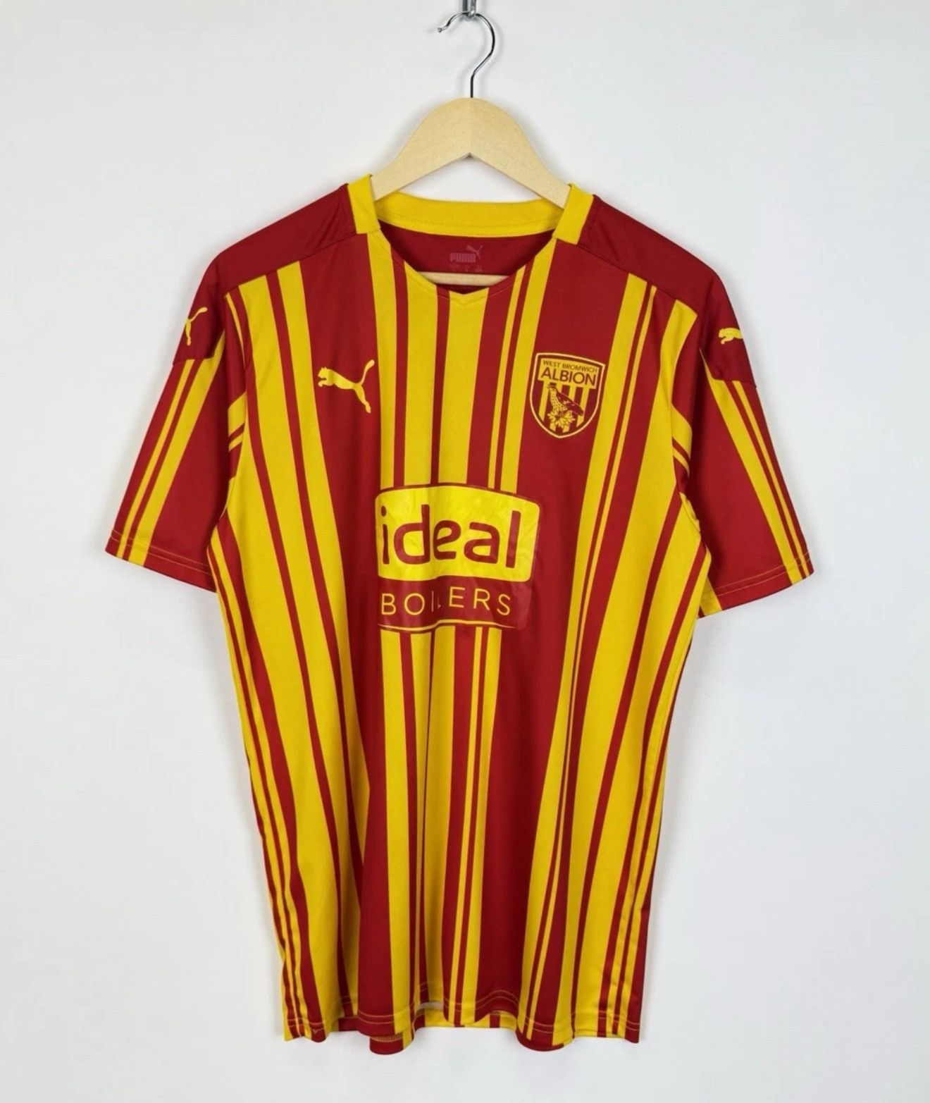 Puma West Bromwich Albion 2020/2021 Soccer Jersey Football Shirt Size US L / EU 52-54 / 3 - 1 Thumbnail
