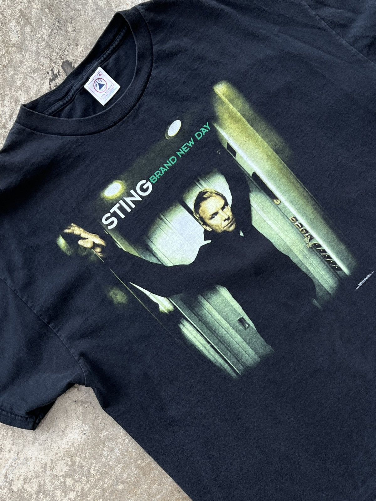 Band Tees Vintage Y2K 2000 Sting Brand New Day Tour Tee XL Size US XL / EU 56 / 4 - 1 Thumbnail