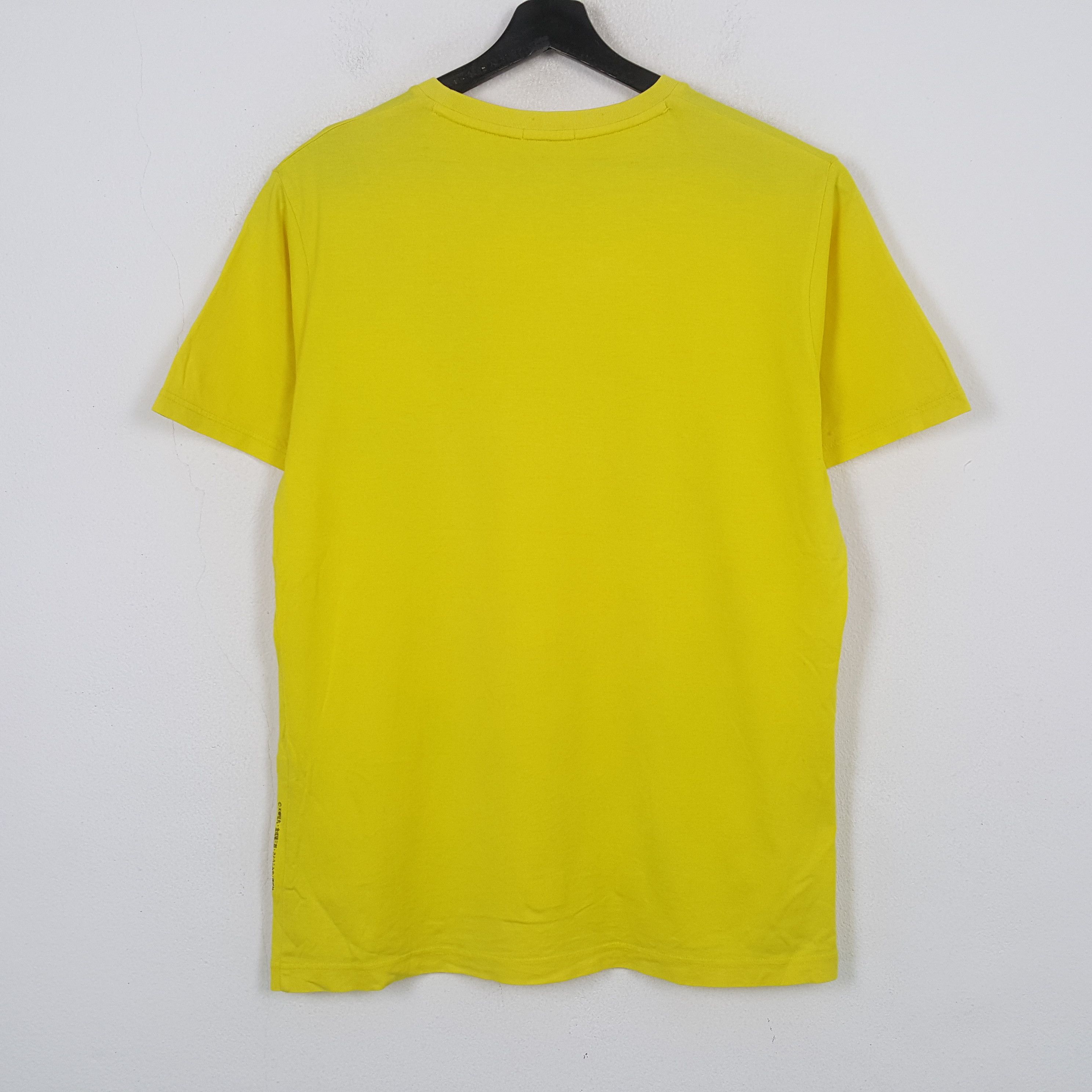 Uniqlo Kindaichi Case Files Japanese Anime Tshirt RR26 Size US L / EU 52-54 / 3 - 3 Thumbnail