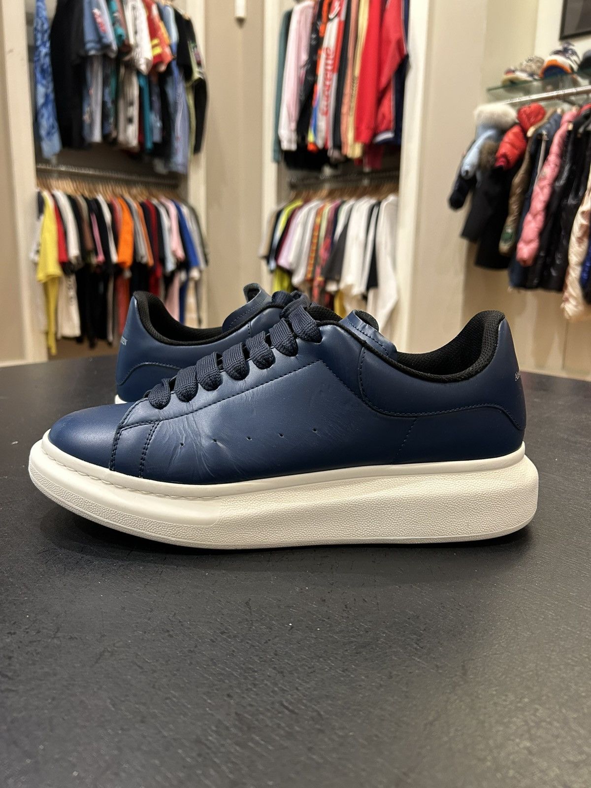 Alexander McQueen Alexander McQueen Oversized Sneaker Size US 11 / EU 44 - 2 Thumbnail