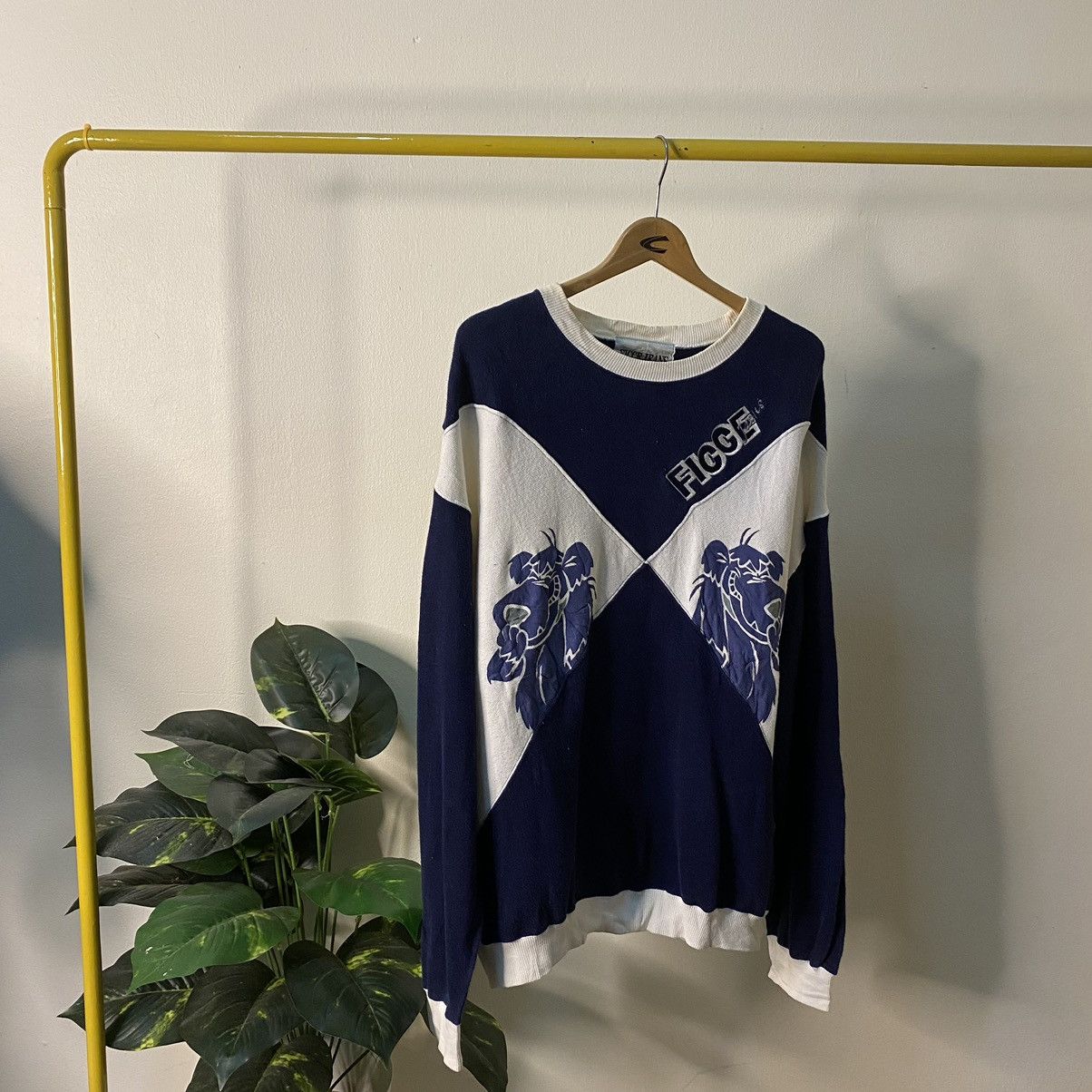 Cartoon Network × Vintage 1990s Ficce Jeans x Hanna Barbera Wacky Races Sweatshirt Size US XL / EU 56 / 4 - 1 Thumbnail
