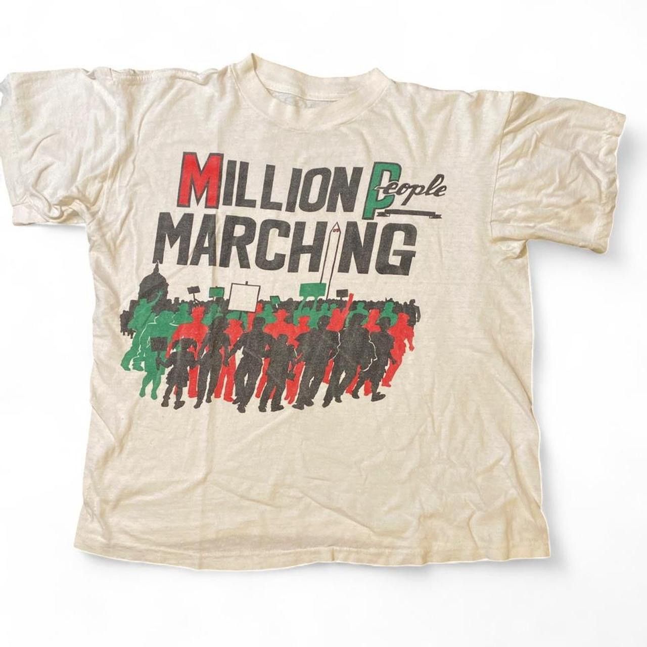 Other Vintage 'Million People Marching' T-Shirt Size US L / EU 52-54 / 3 - 1 Thumbnail