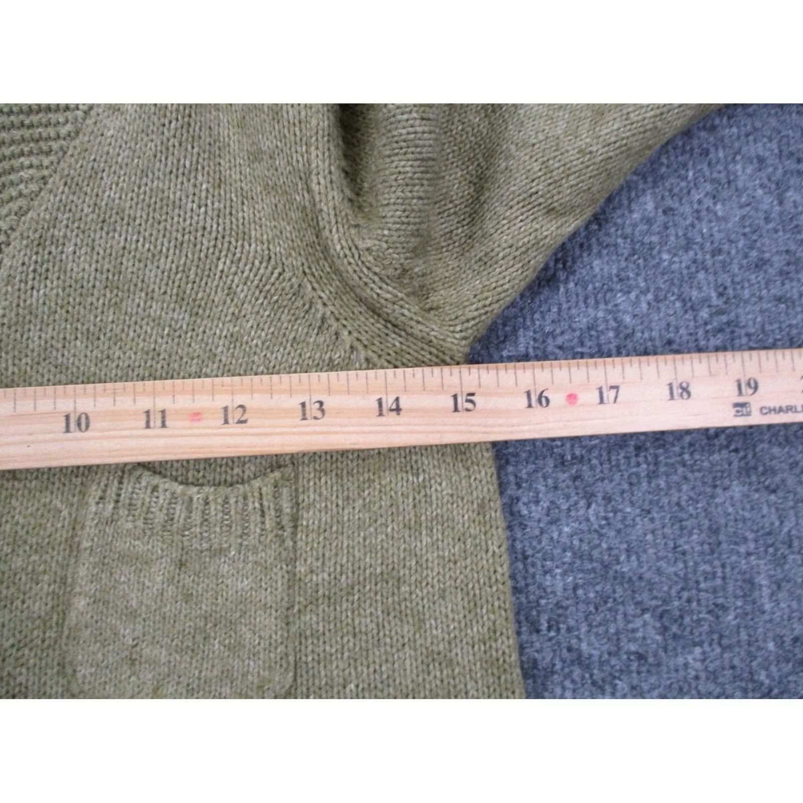 Barbour Barbour Sweater Womens 10 11 Green Viscose Cashmere Cowl Neck Fisherman Cable-Knit Cardigan Lounge Casual Mens? No genders specified Size L / US 10 / IT 46 - 5 Thumbnail
