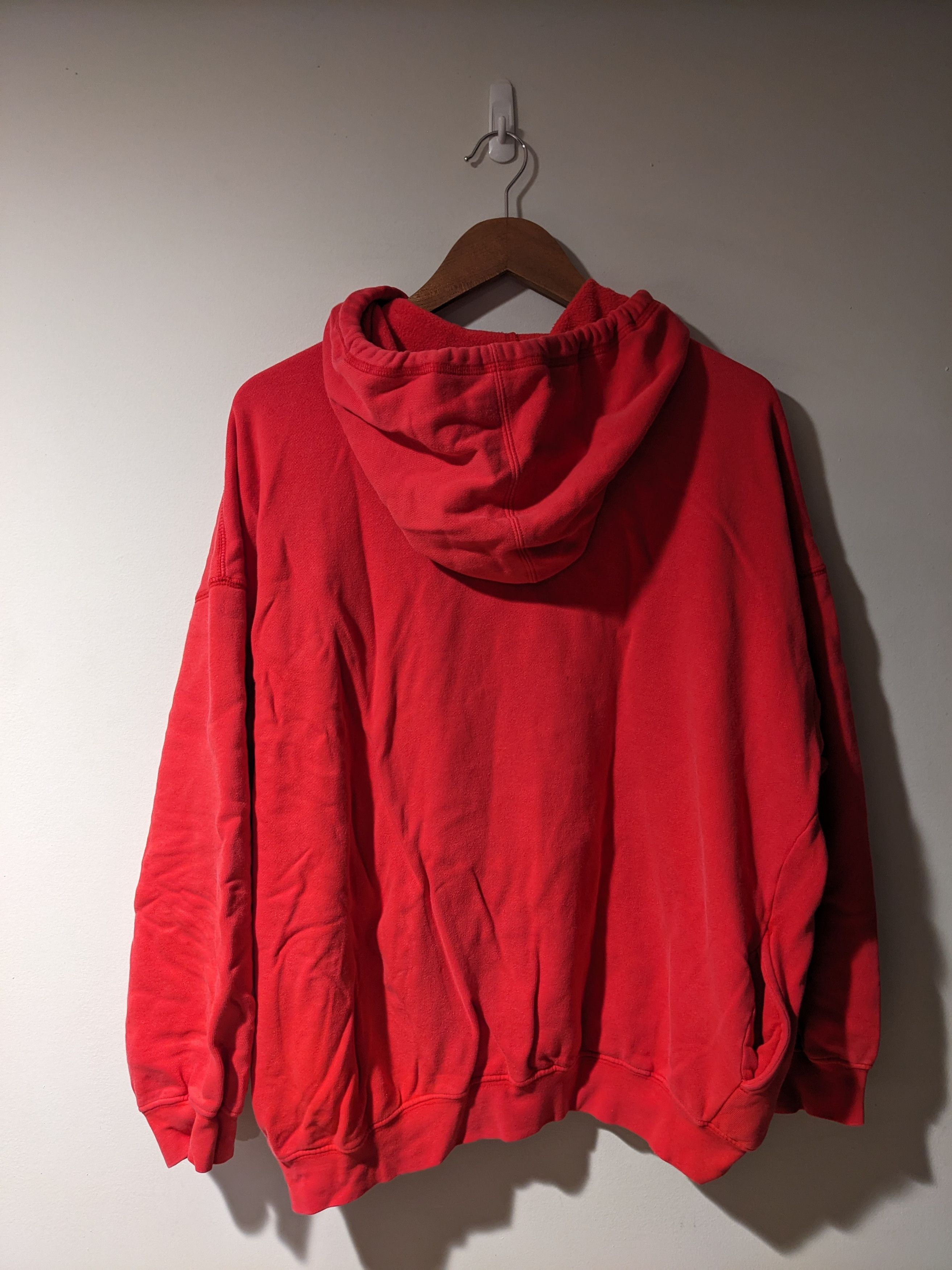 Gotcha × Vintage Vintage 90s Gotcha Surf Wear Logo Red Medium Hoodie Size US M / EU 48-50 / 2 - 7 Thumbnail