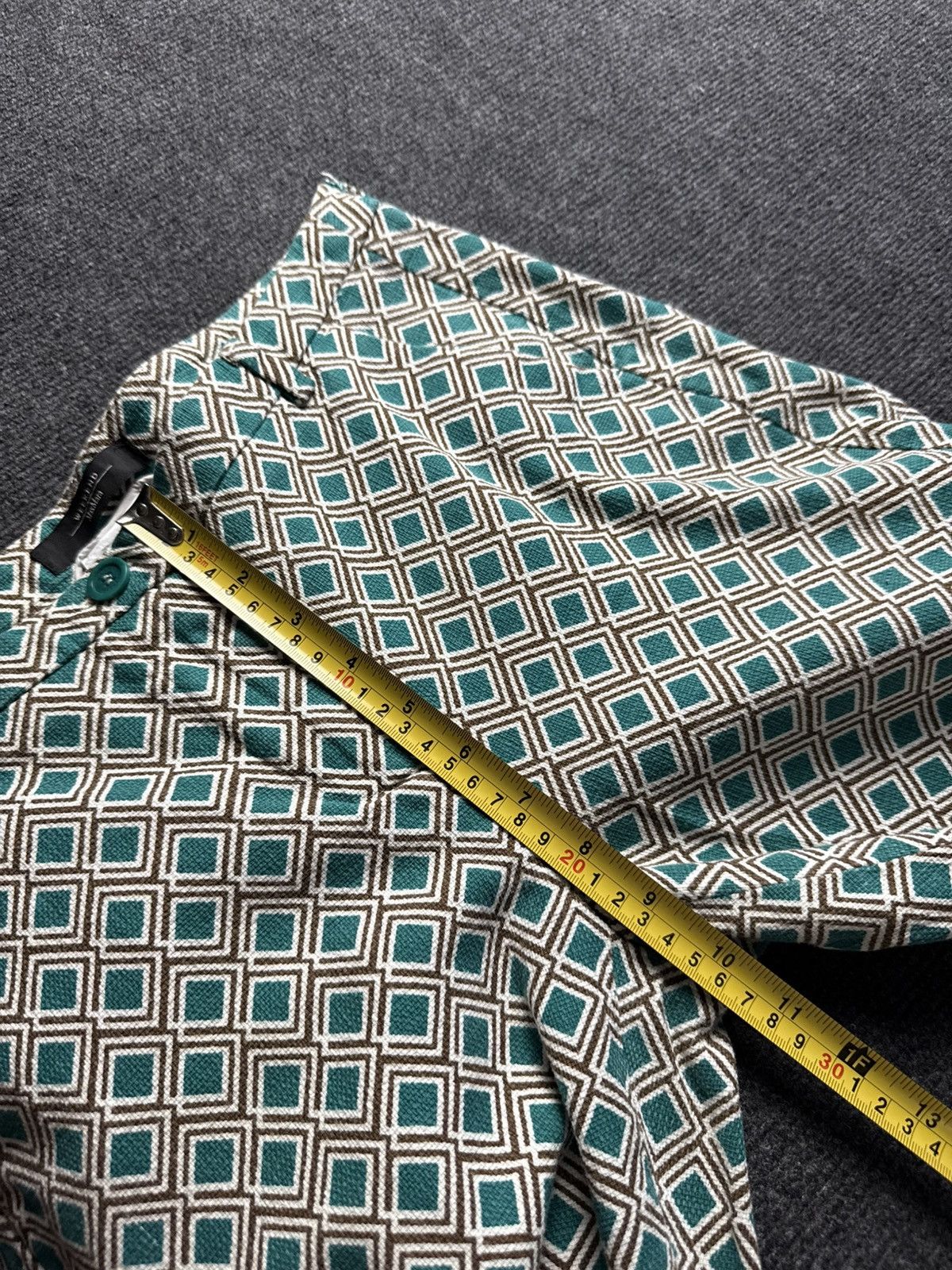 Weekend Max Mara Luxury Weekend Max Mara Geometric Capri Pants W30 Designer Size 30" / US 8 / IT 44 - 20 Thumbnail