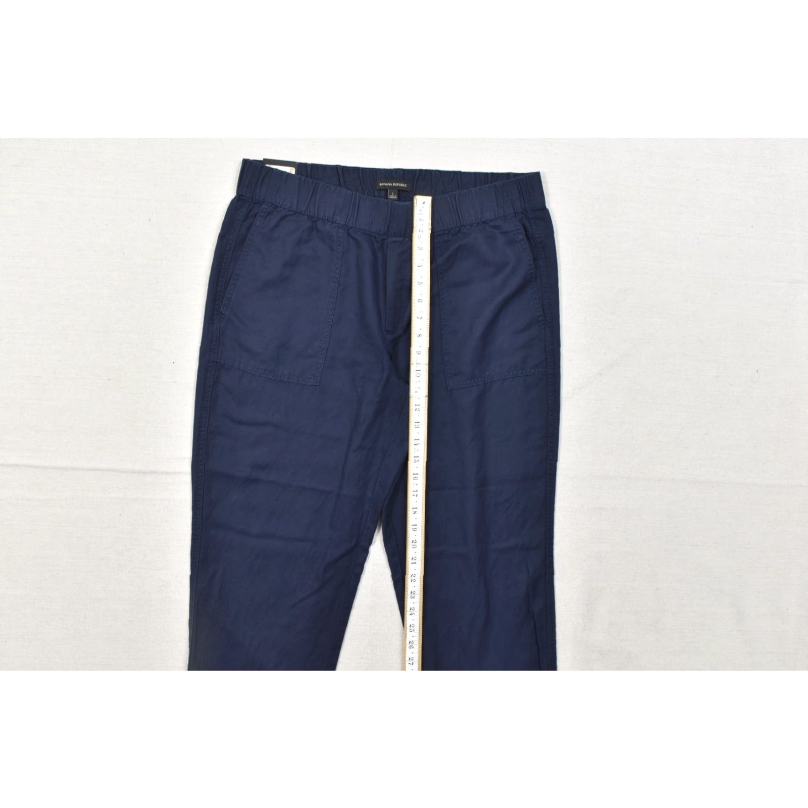 Banana Republic Banana Republic Women Tapered Crop Pant Size L Navy Blue Lyocell Linen Blend NEW Size 36" / US 14 / IT 50 - 4 Thumbnail
