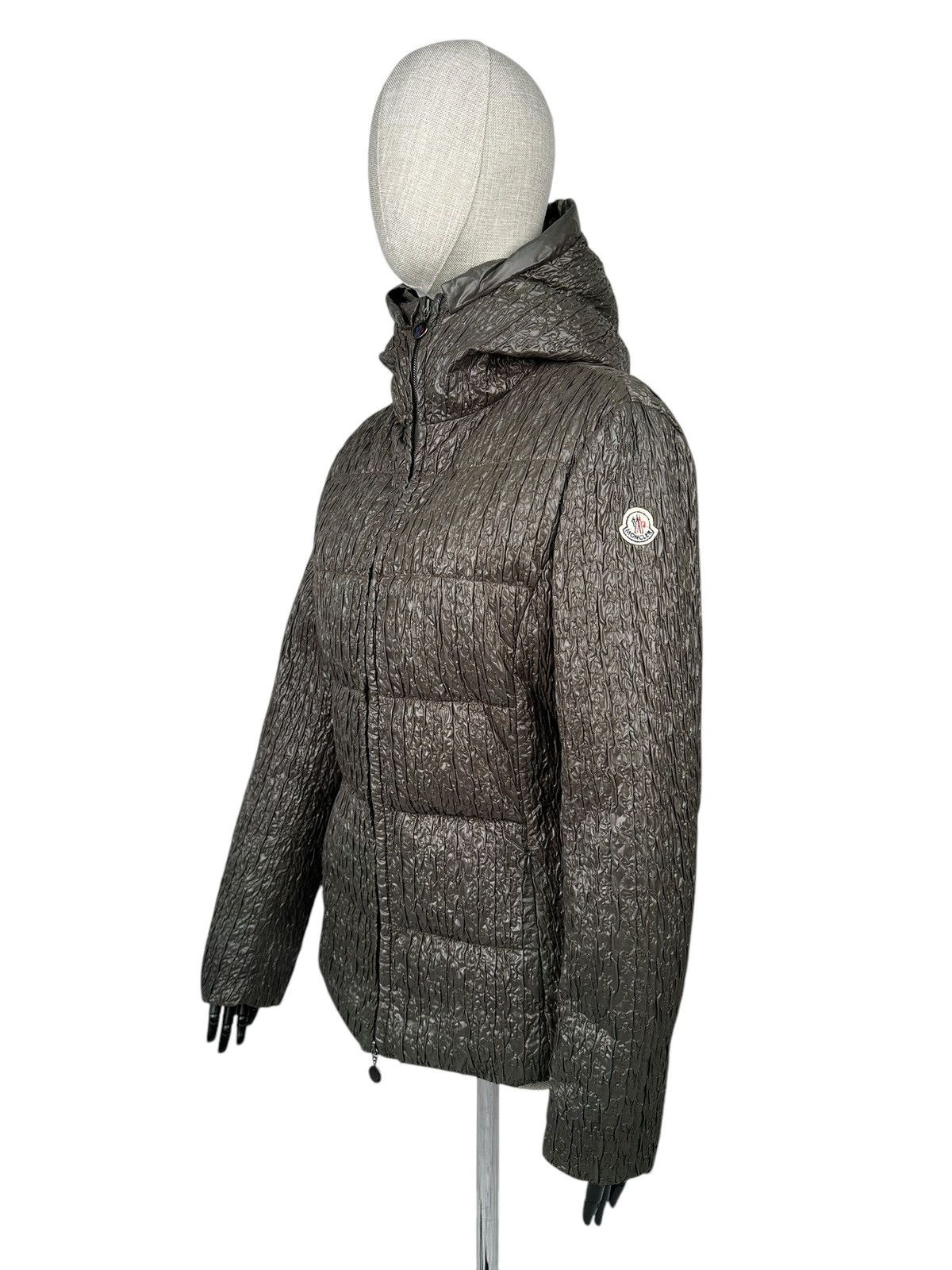 Moncler Vintage MONCLER Pleated Wrinkle Down Jackets Women’s Size 4 Size M / US 6-8 / IT 42-44 - 9 Thumbnail