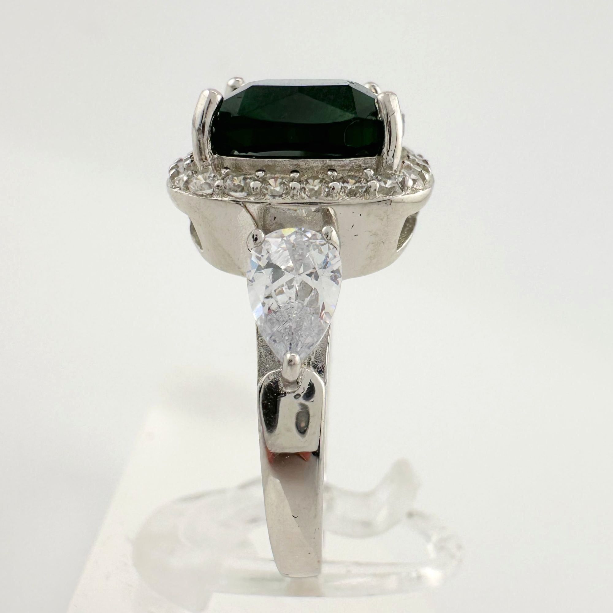Other 3.66ct Lab Created Emerald and White Gemstone Ring Size 7 Size ONE SIZE - 7 Thumbnail