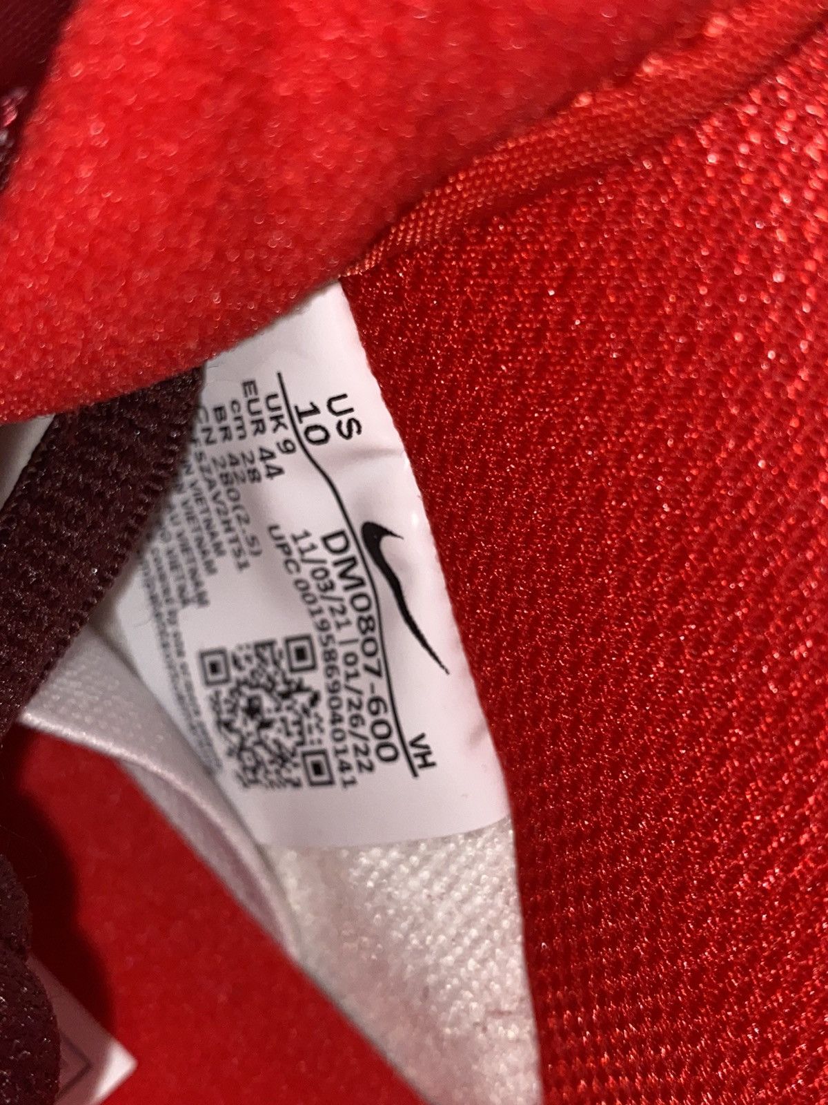 Jordan Brand × Nike Nike SB Dunk Low Cherry Size US 10 / EU 43 - 6 Thumbnail
