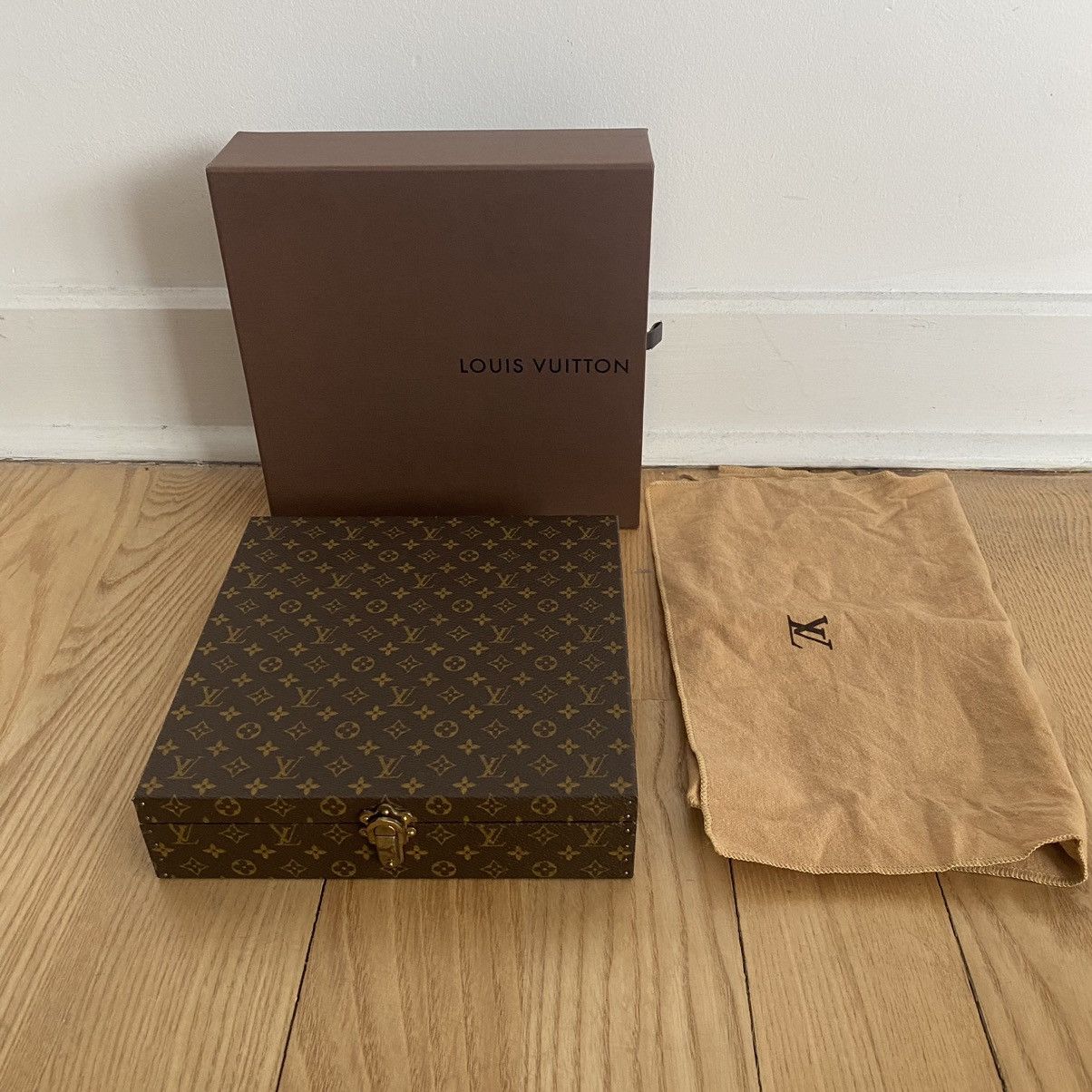 Louis Vuitton Louis Vuitton Jewelry Trunk Case Box Luggage Monogram Decor Size ONE SIZE - 1 Thumbnail