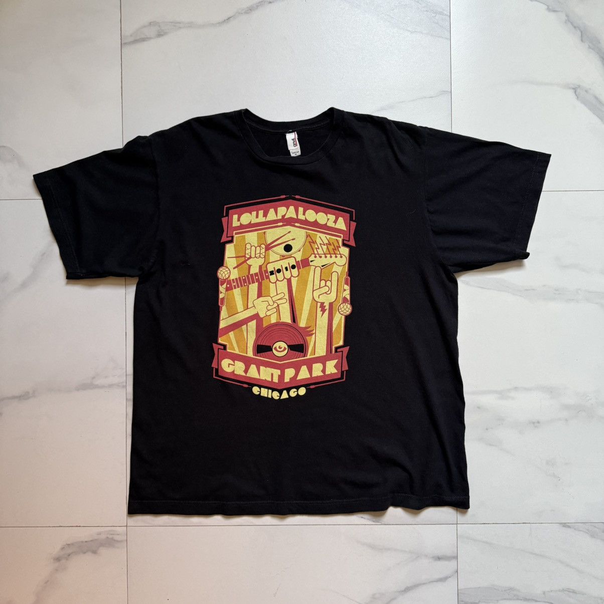Anvil Vintage Lollapalooza 2010 Grant Park Chicago Tee Size US XL / EU 56 / 4 - 2 Thumbnail
