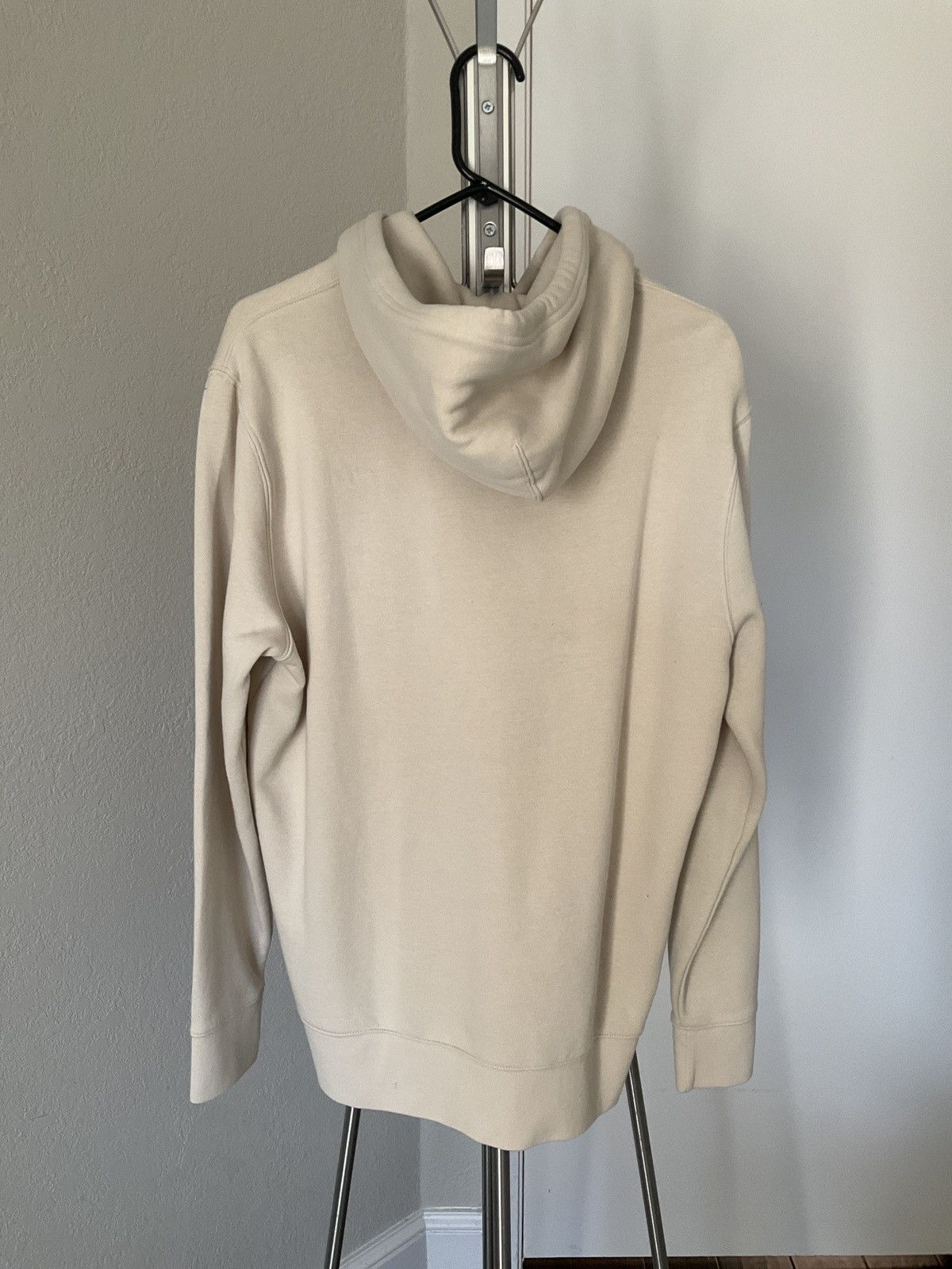 Levi's × Vintage Levi’s Cream logo hoodie New Size US M / EU 48-50 / 2 - 2 Thumbnail