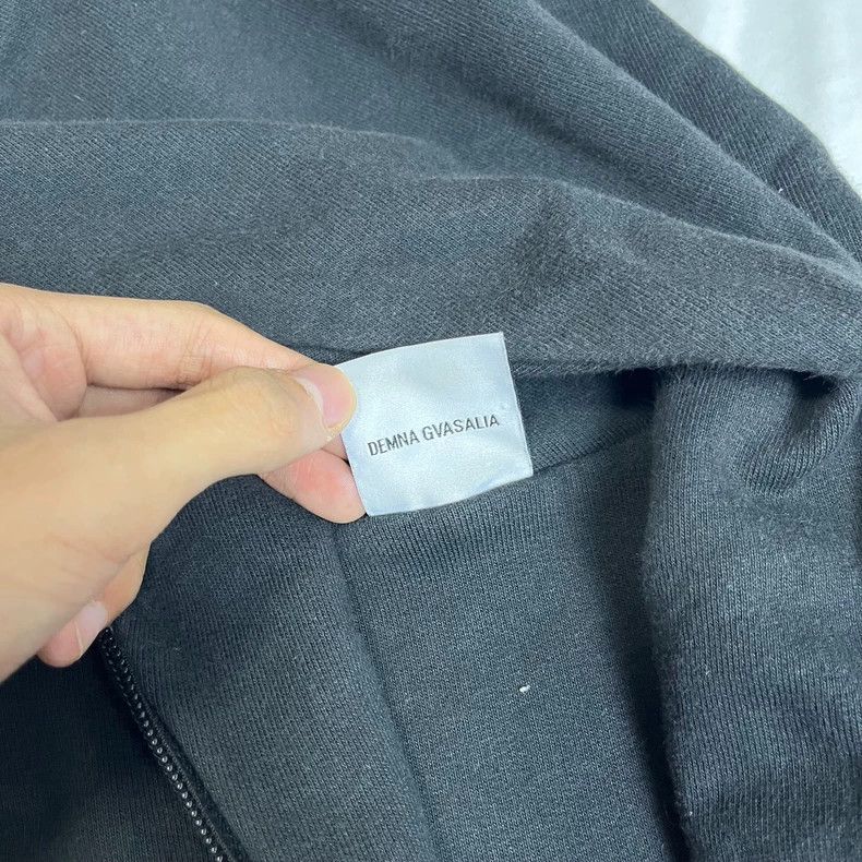 Vetements Vetements 18ss vtuber back embroidered lettering ninja hoo Size US S / EU 44-46 / 1 - 4 Thumbnail