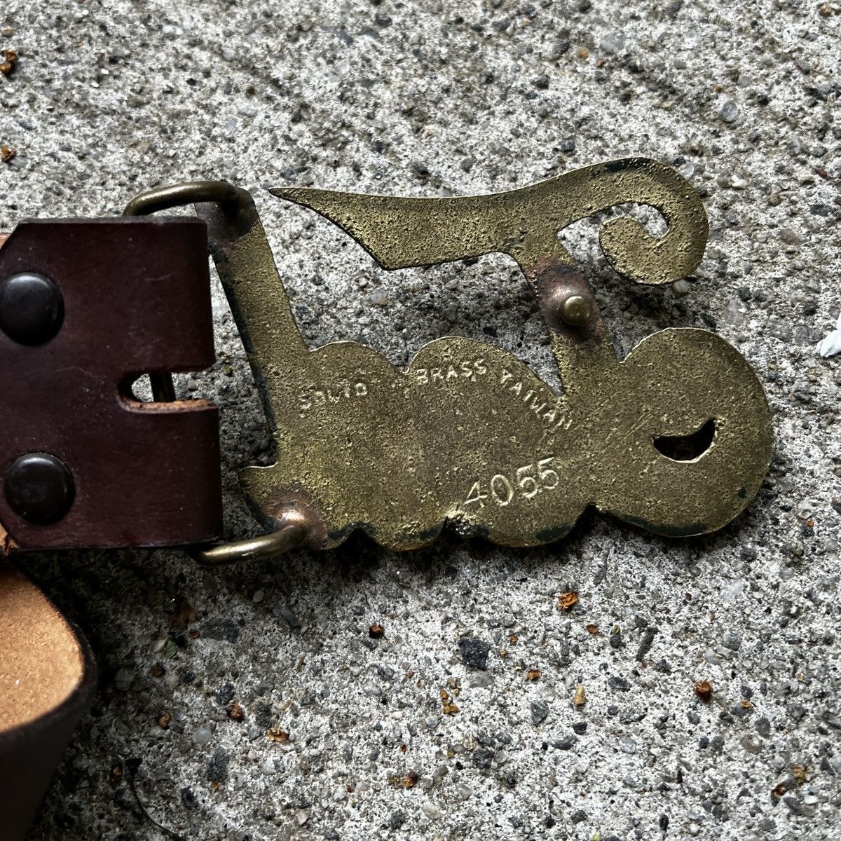 Vintage Vintage Ted Solid Brass Buckle Brown Leather Belt L/XL 70's Size ONE SIZE - 3 Thumbnail