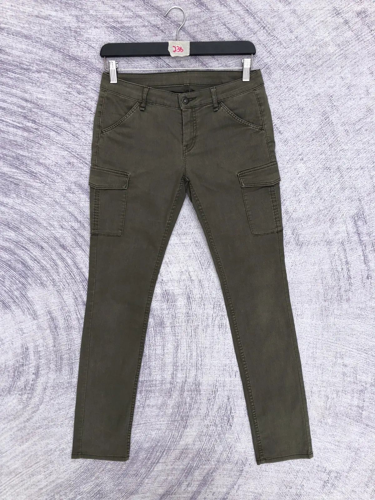 Vintage Uniqlo Cargo Multipocket Tactical Pants W28