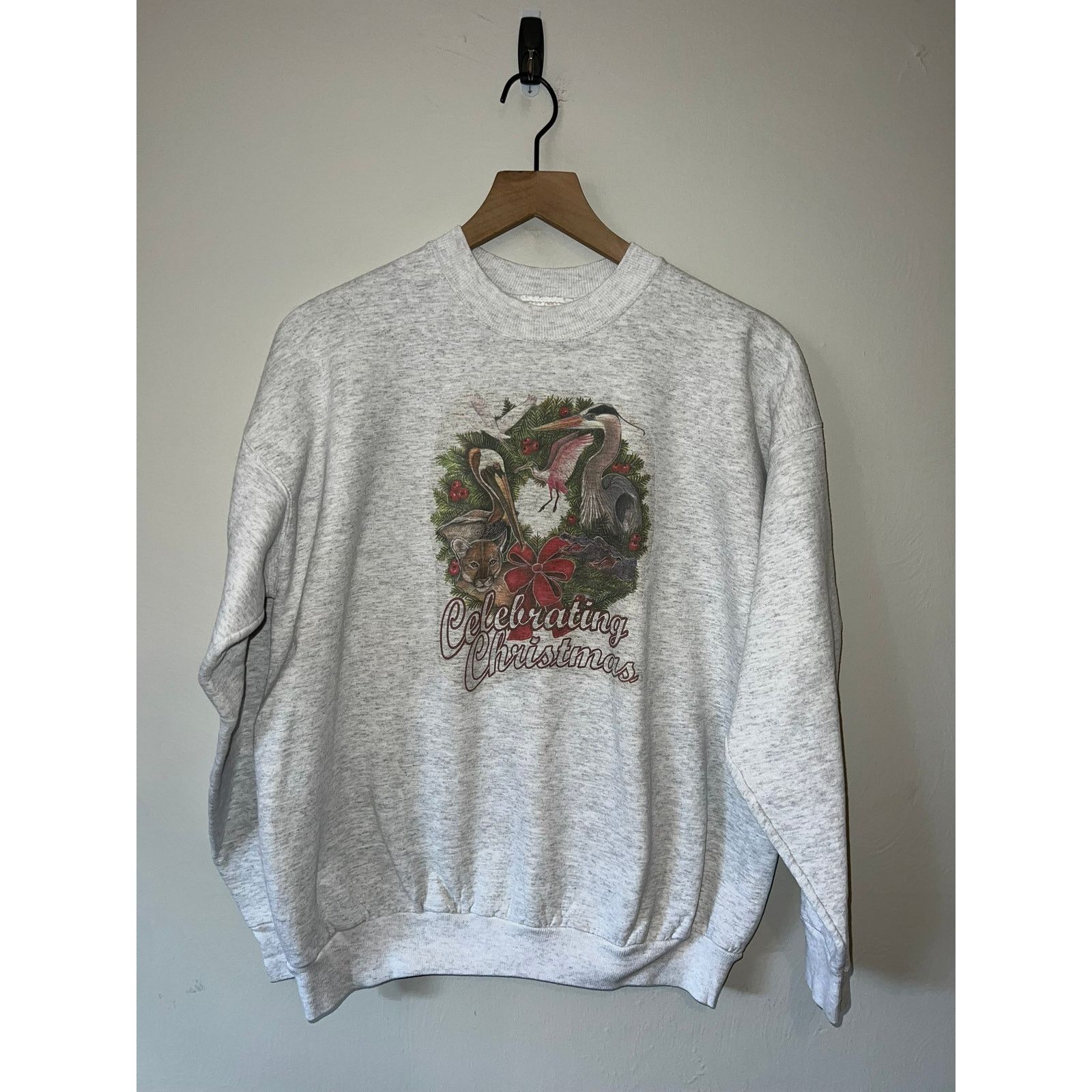 Hanes 90s Celebrating Christmas Animal Nature Sweatshirt VTG 1990s Size US L / EU 52-54 / 3 - 1 Thumbnail