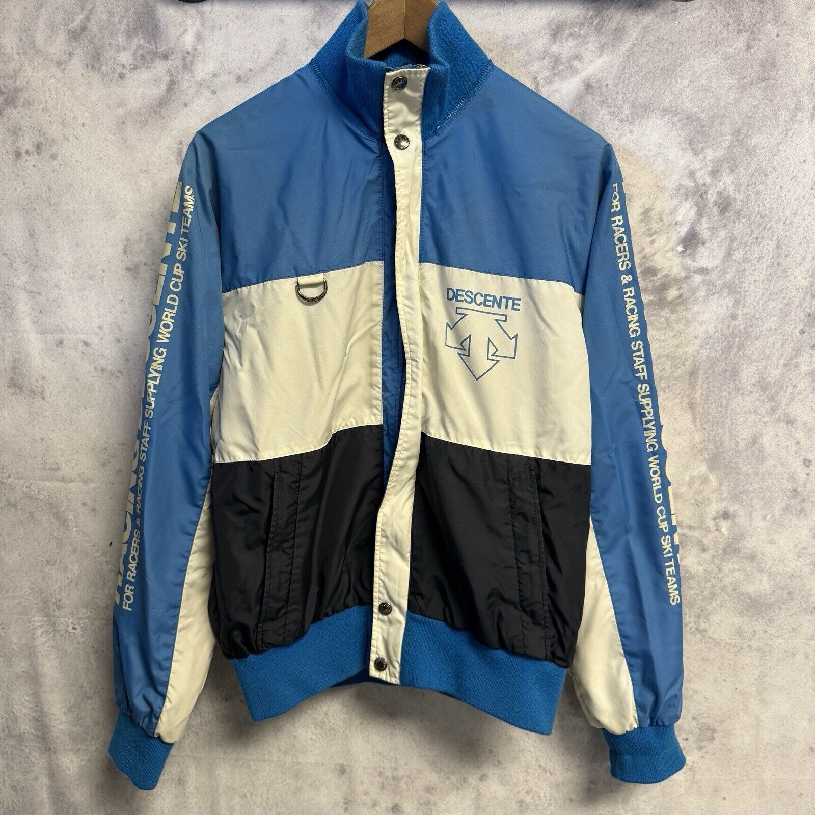 Descente Vintage Descente Ski Jacket Mens S 21.5x25 Insulated Size S / US 4 / IT 40 - 1 Thumbnail