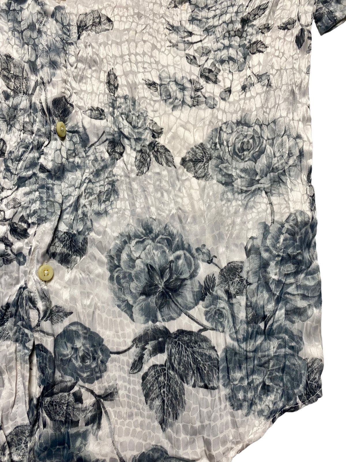 If Six Was Nine × Le Grande Bleu (L.G.B.) × Tornado Mart 2000s Tornado Mart - Pleats Snake Skin Rose Shirt Size US M / EU 48-50 / 2 - 5 Thumbnail