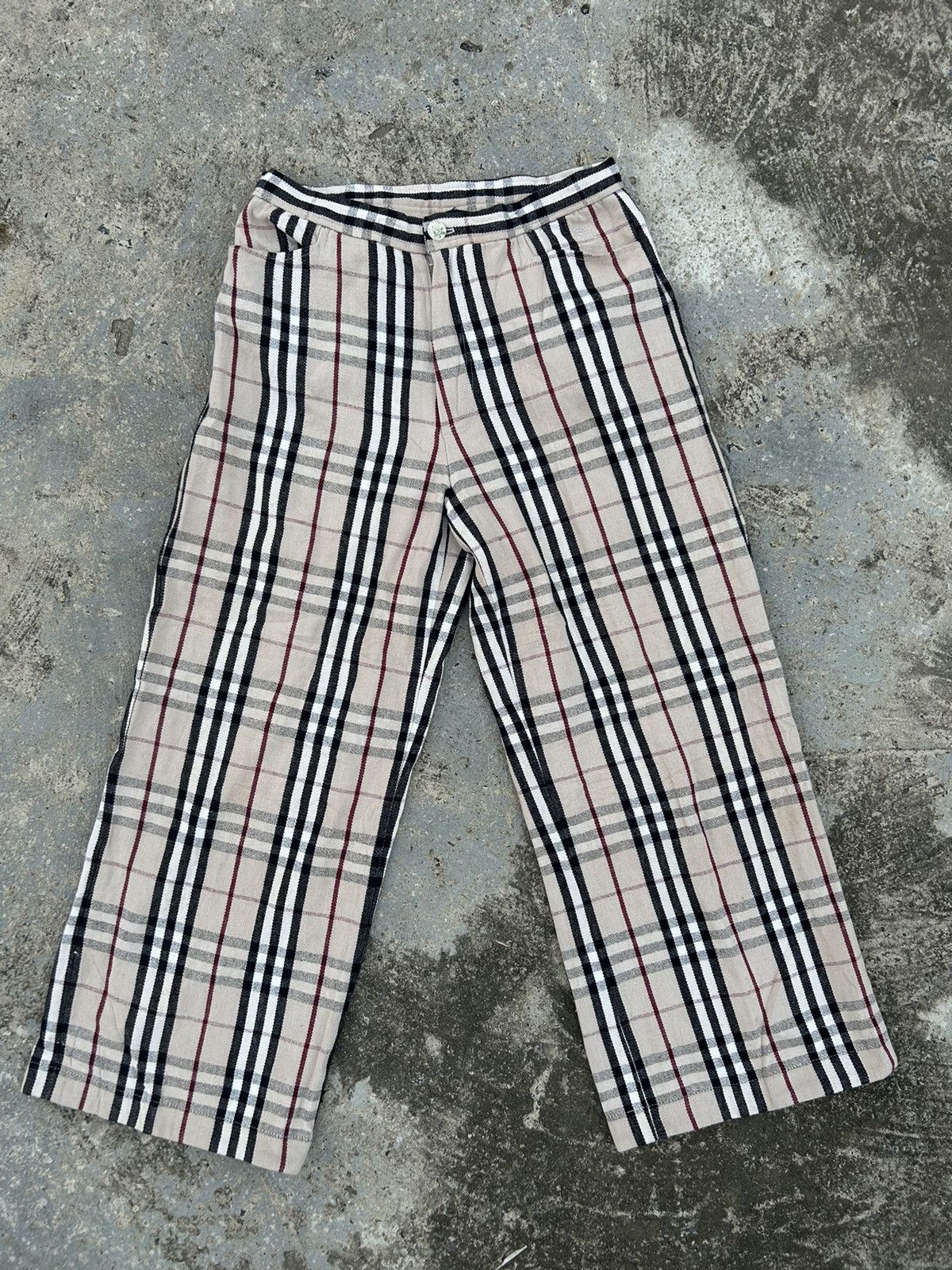 image of Burberry Novacheck Baggy Cropped Pants in Brown, Women's (Size 27)