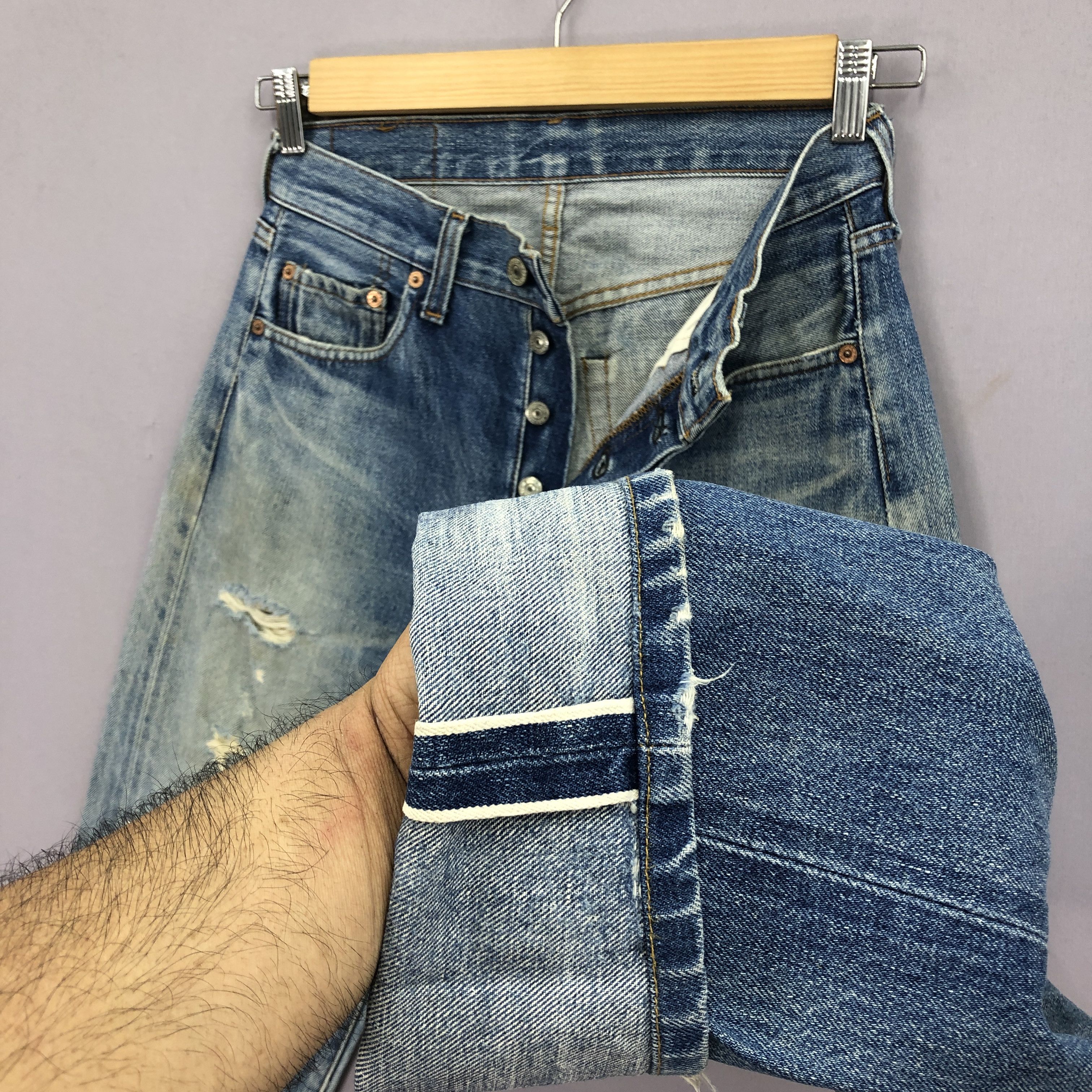Levi's Vintage 90s Levis 501 Selvedge Jeans Levi's Distressed Denim Size 26" / US 2 / IT 38 - 8 Thumbnail