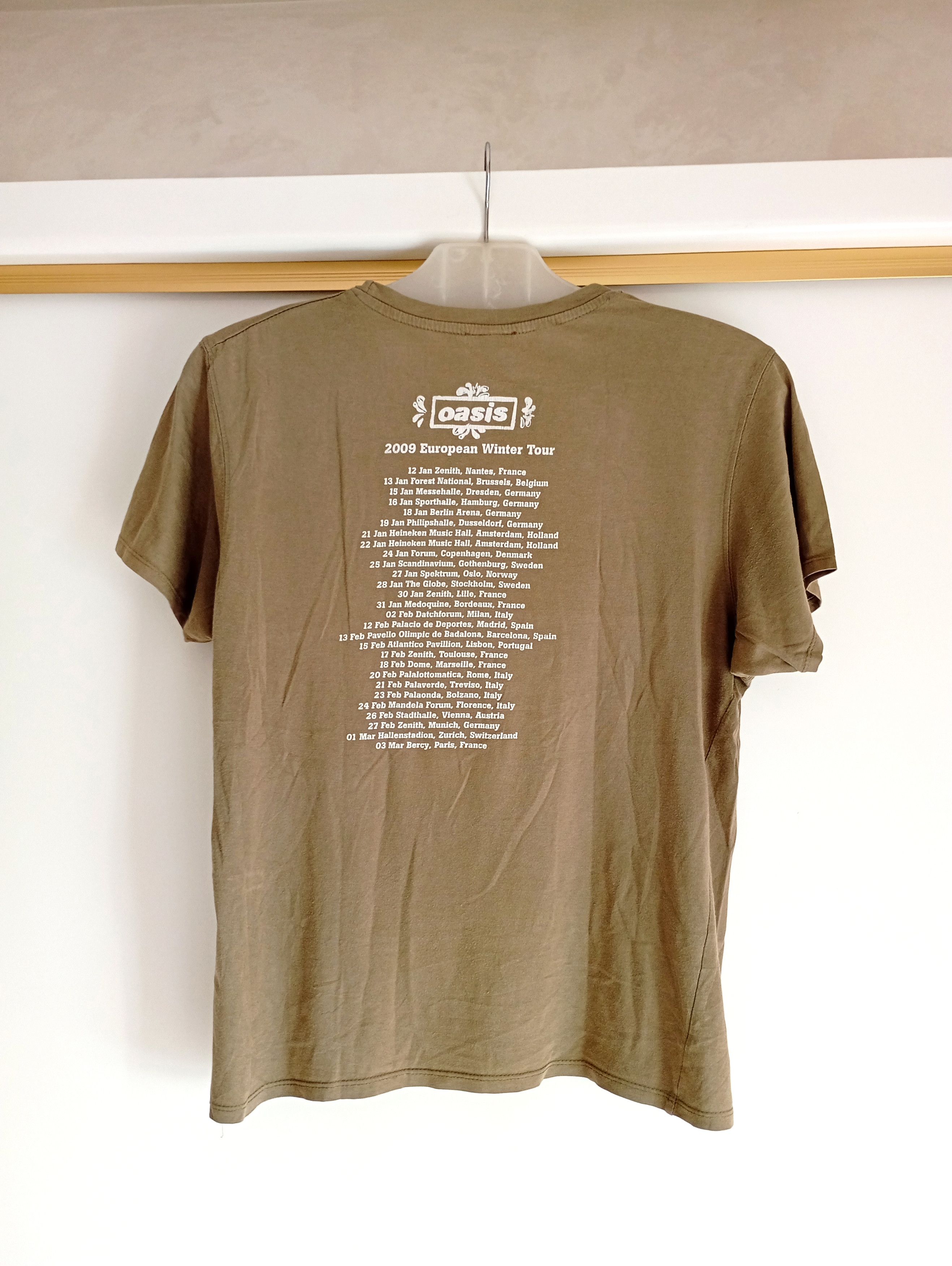 Band Tees Oasis vintage sun faded band tshirt Size US M / EU 48-50 / 2 - 2 Thumbnail
