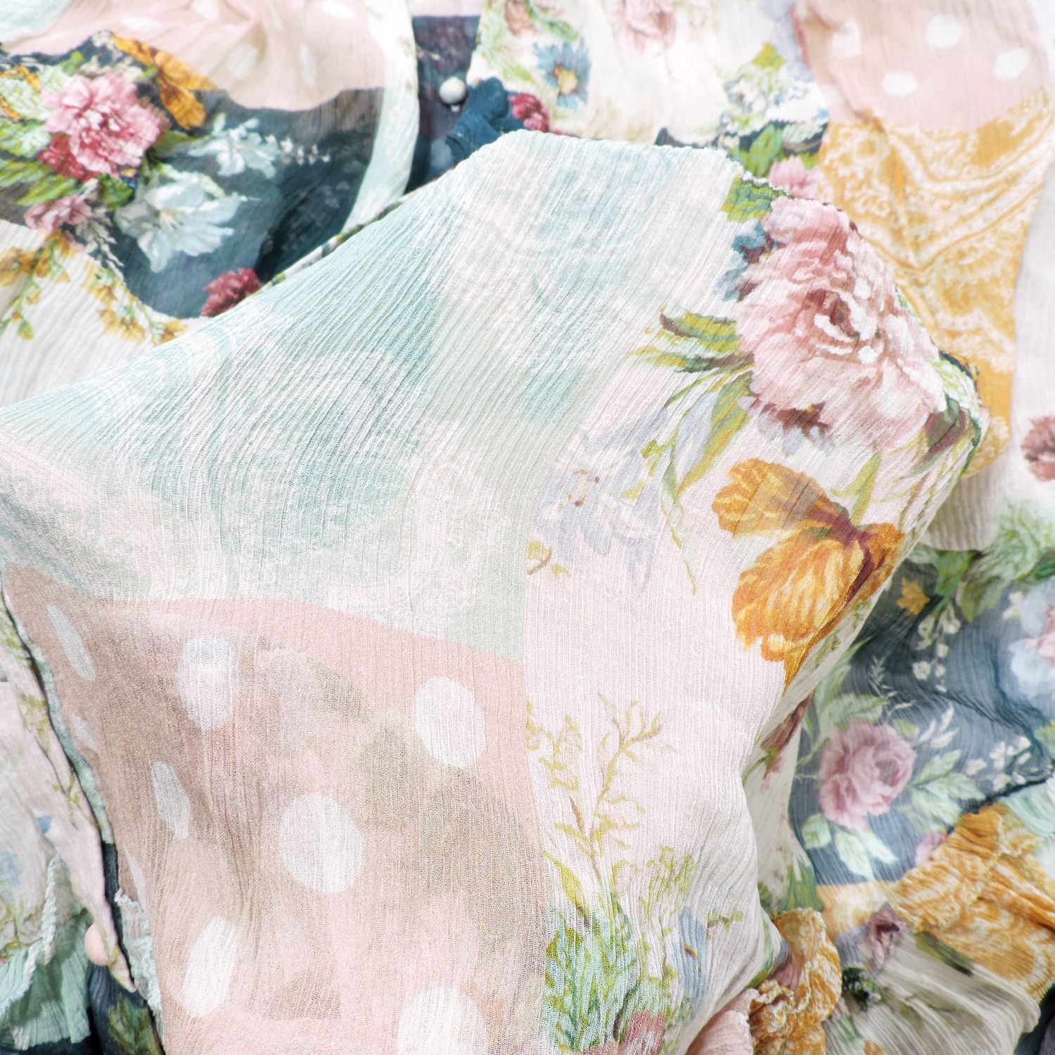 Zimmermann ZIMMERMANN PATCHWORK FLORAL PRINT SILK BLOUSE Size XS / US 0-2 / IT 36-38 - 12 Thumbnail